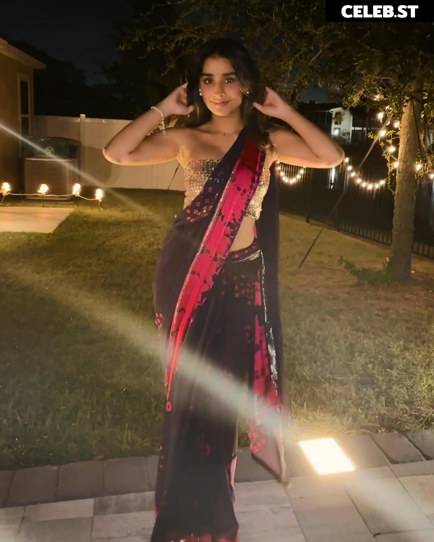 Vishakha Bhanot | vishakhaaa15 | Image 24104234