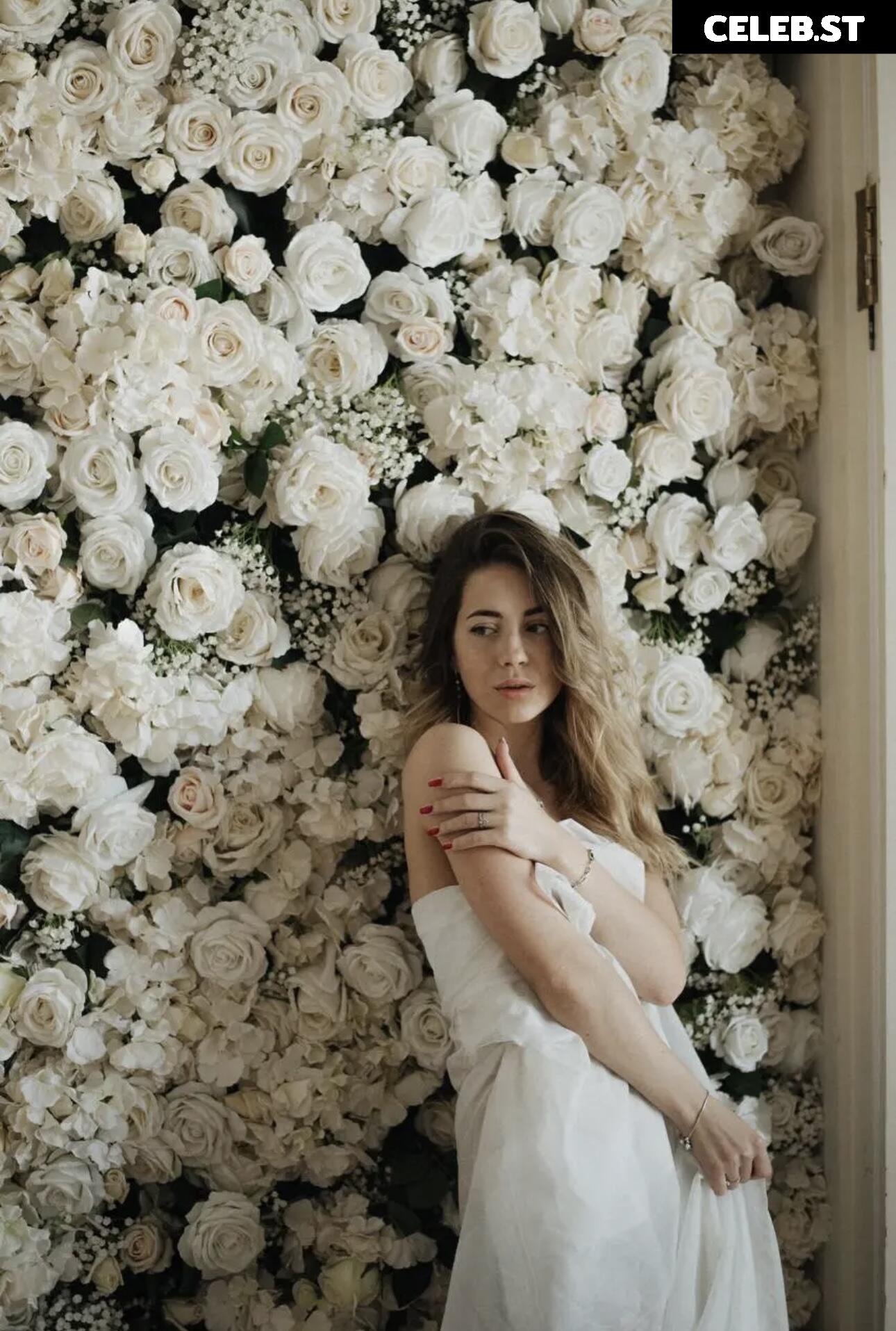 emmi_rose Image 2419327