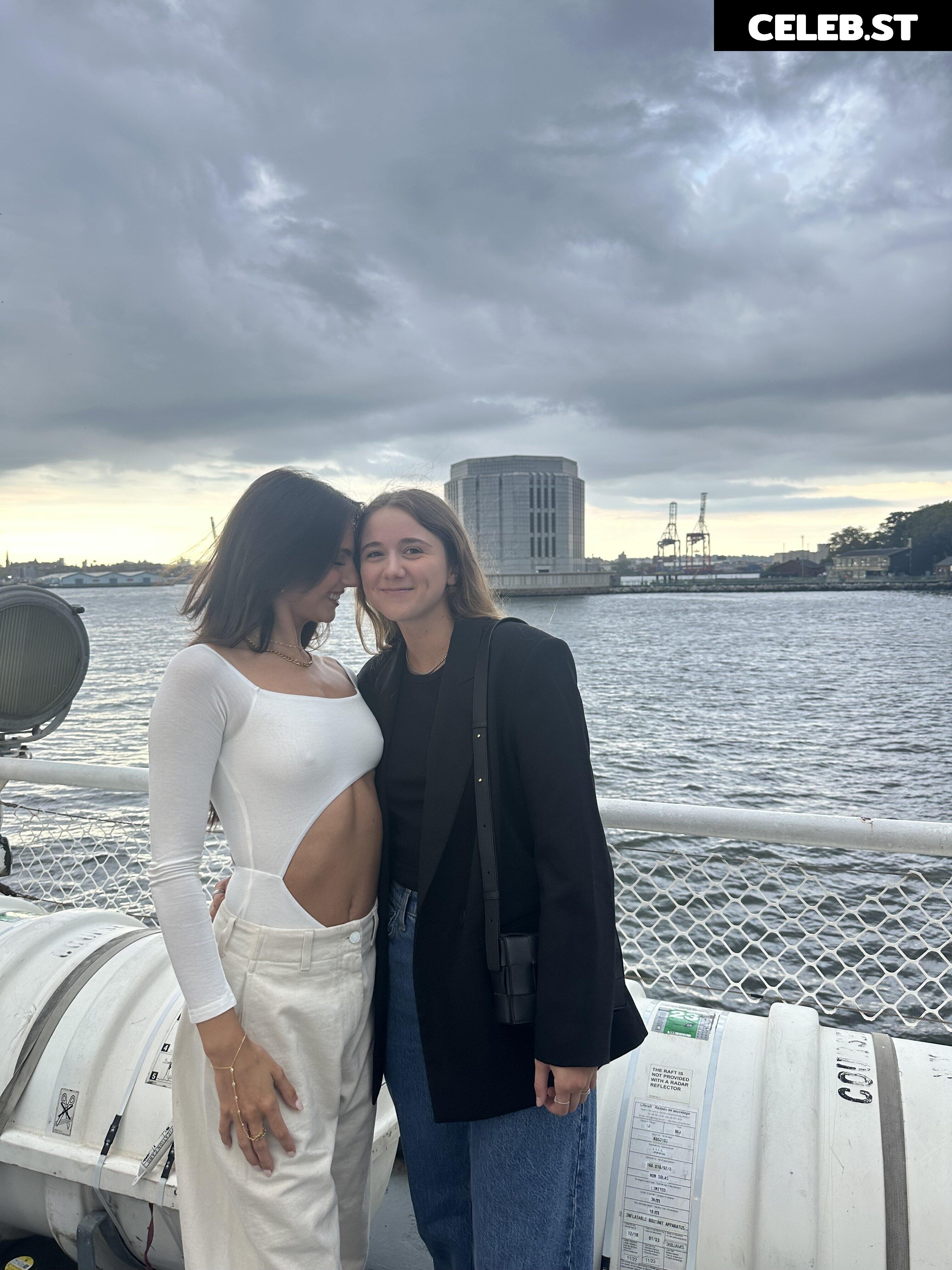 Savannah Demers Image 2405808