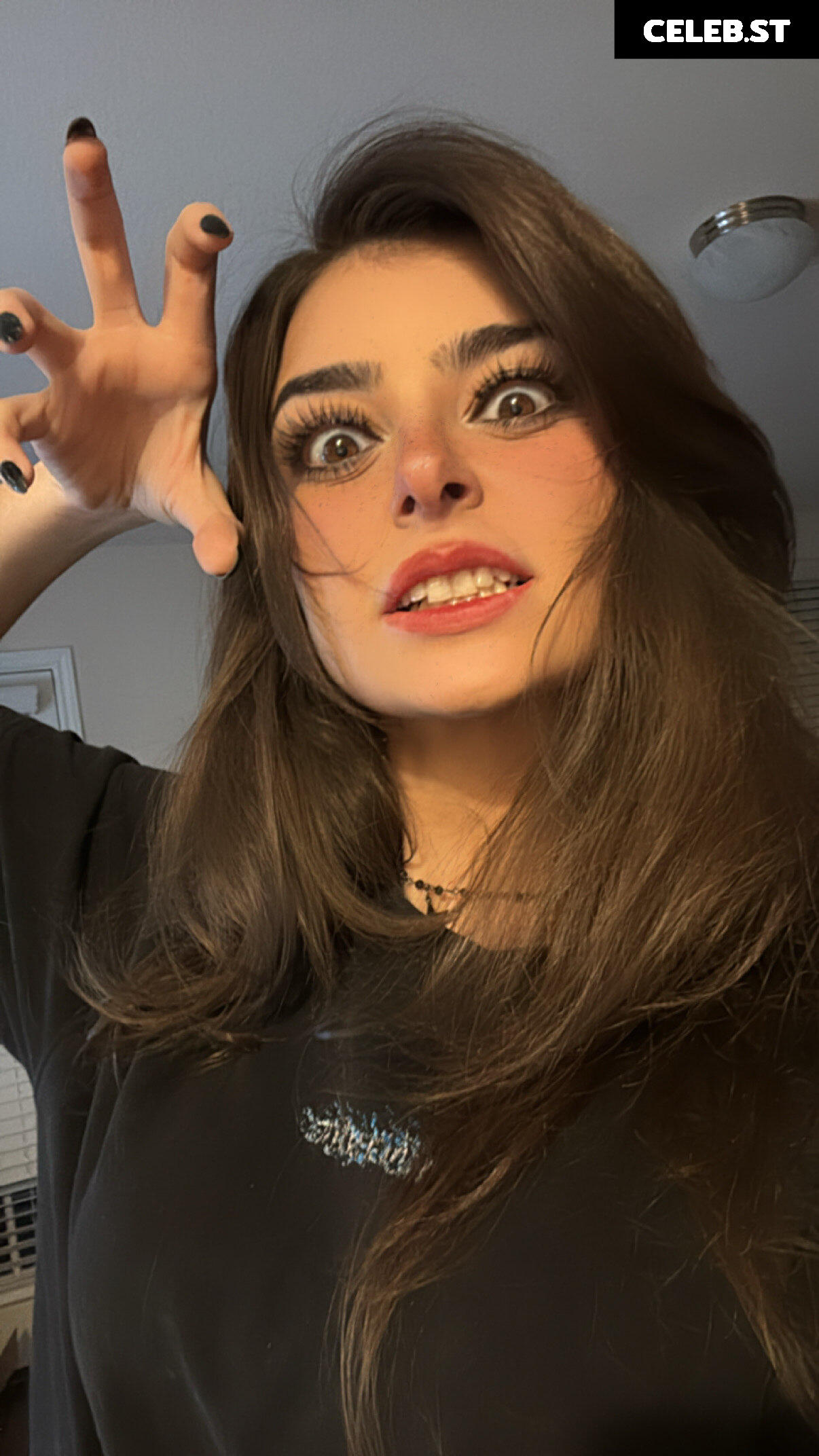 ARUUU Image 24078938