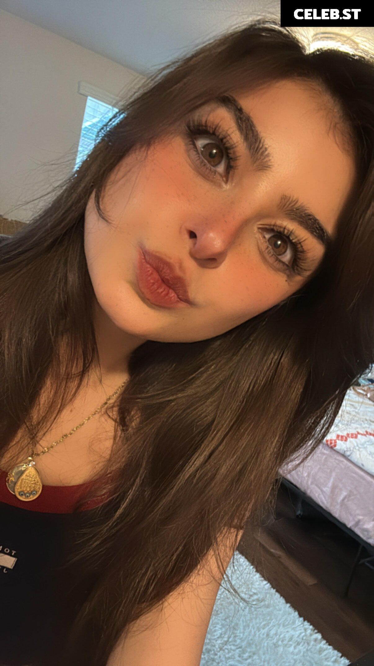 ARUUU Image 24078977