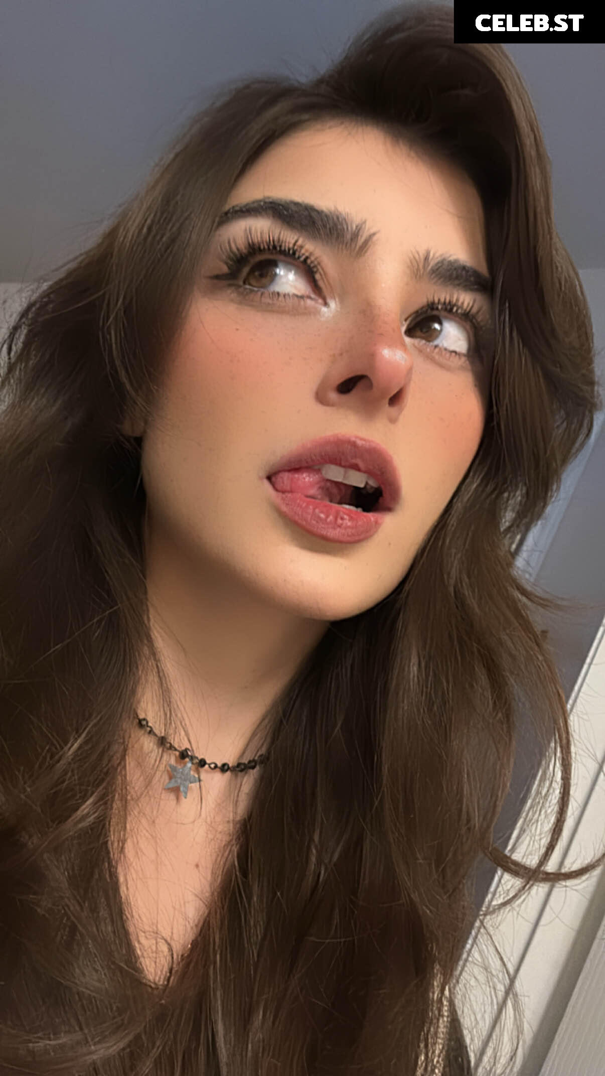 ARUUU Image 24078881