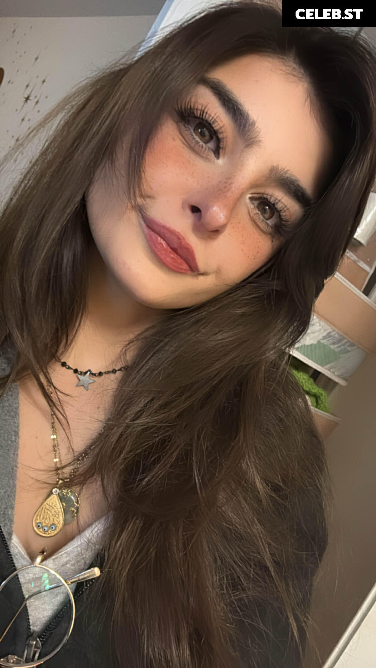 ARUUU Image 24078866