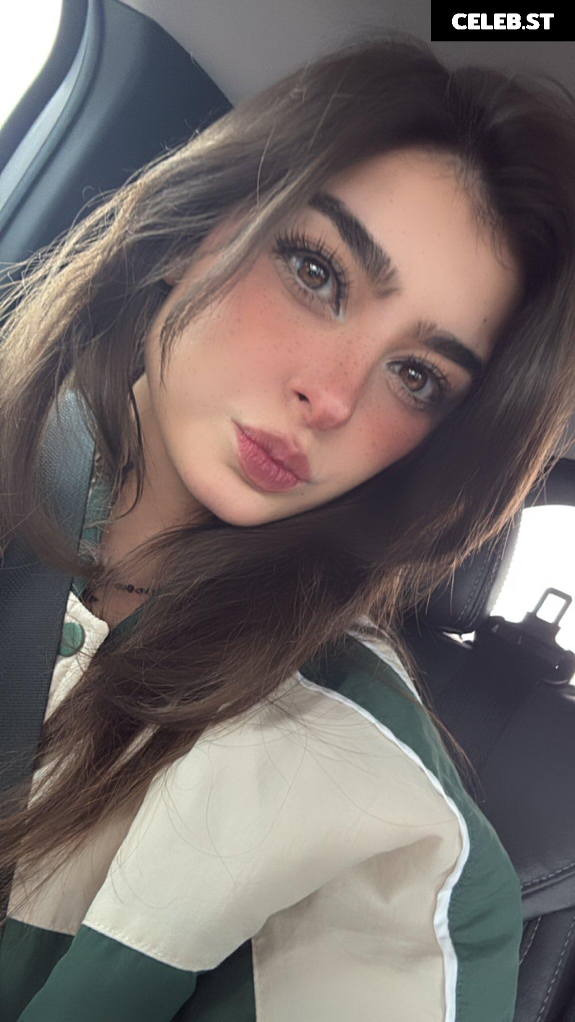 ARUUU Image 24078877