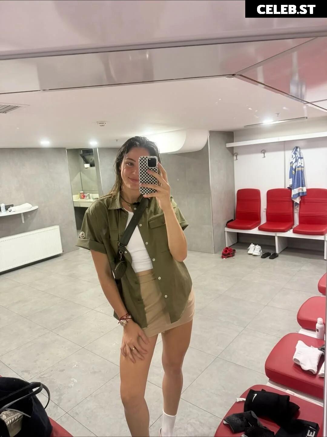 Zehra Güneş Image 24076514