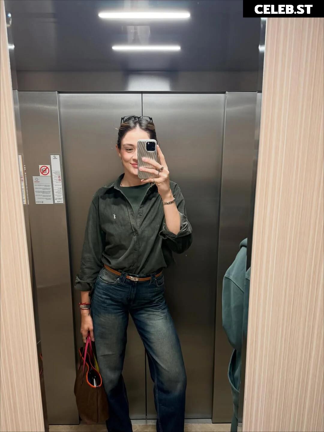 Zehra Güneş Image 24076519