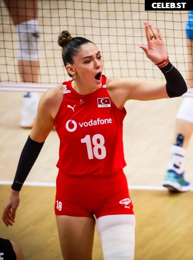 Zehra Güneş Image 24076491