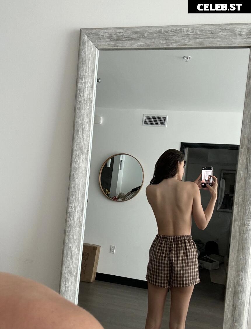 Savannah Demers Image 2407247