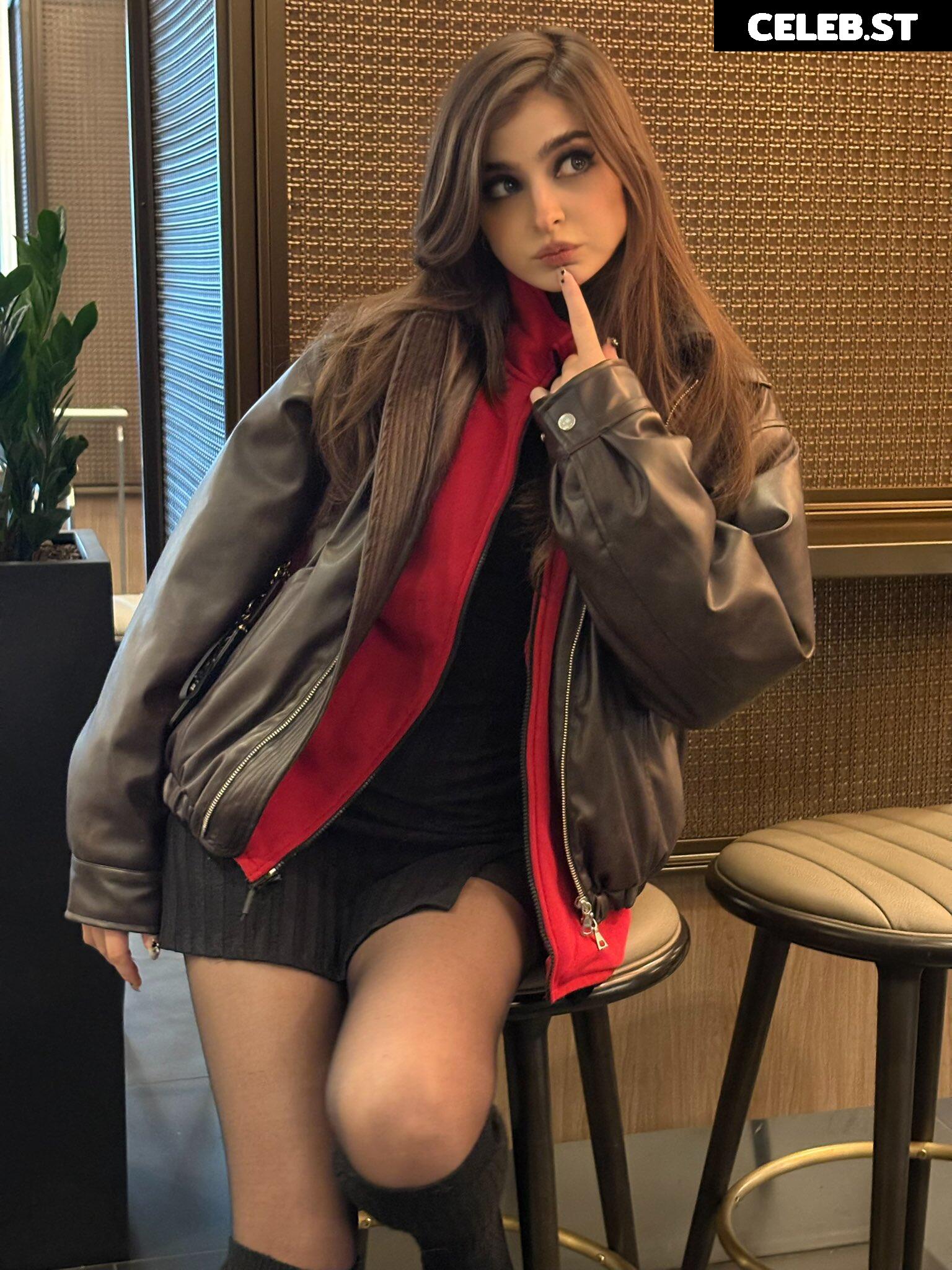 ARUUU Image 24079384