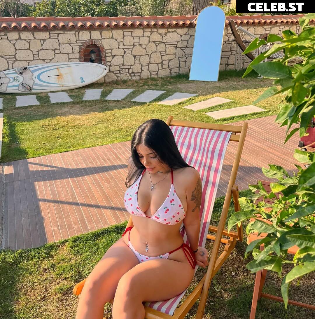 İlayda Erkan | ilaydaerkkan Image 24023366