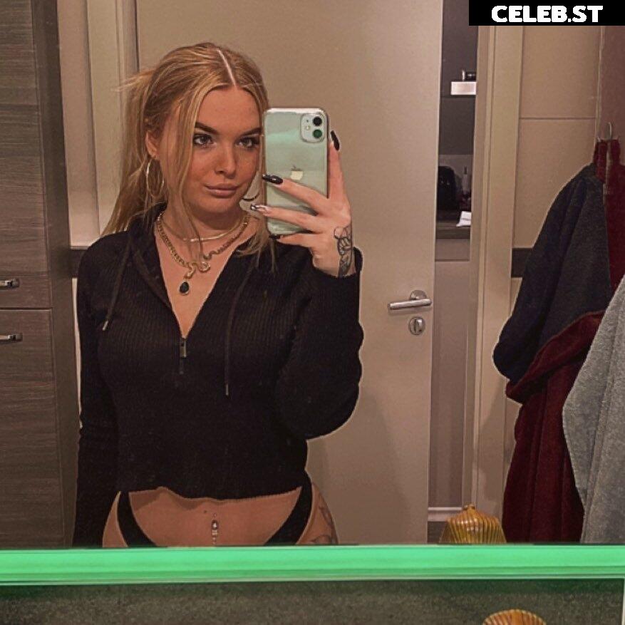 Shirley.Ptzr Image 2400405