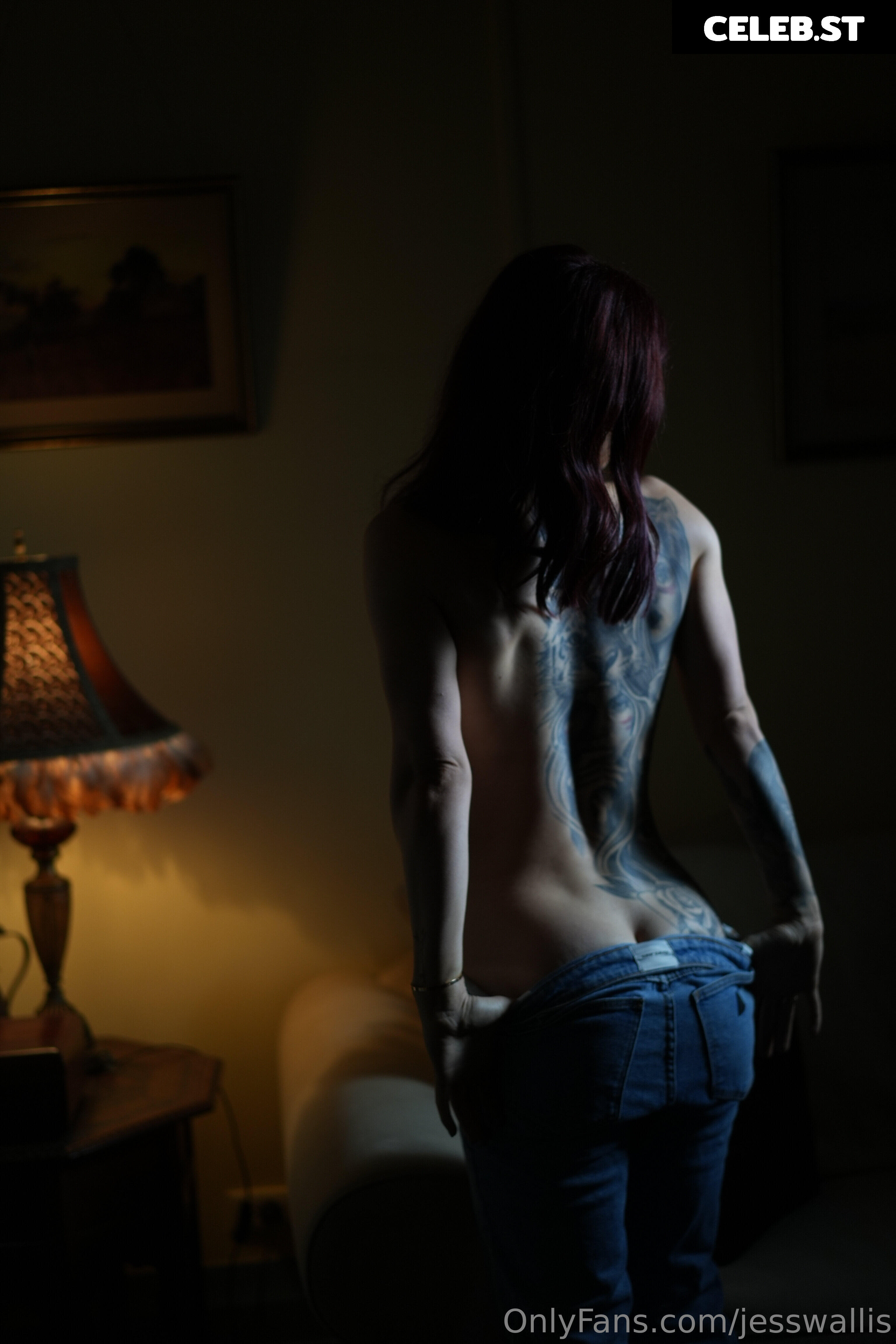 Jess Wallis Image 24096569