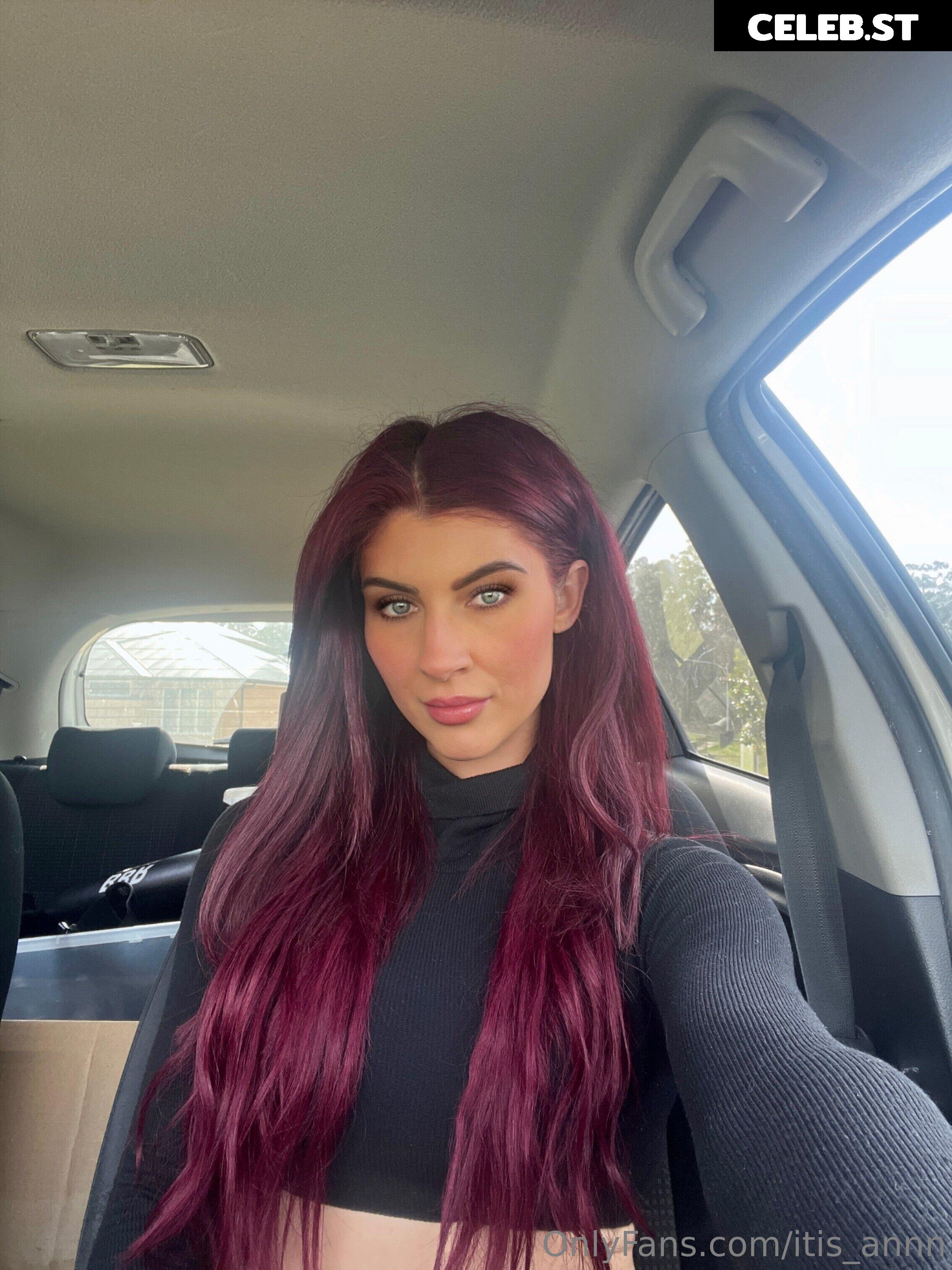 Jess Wallis Image 24096672