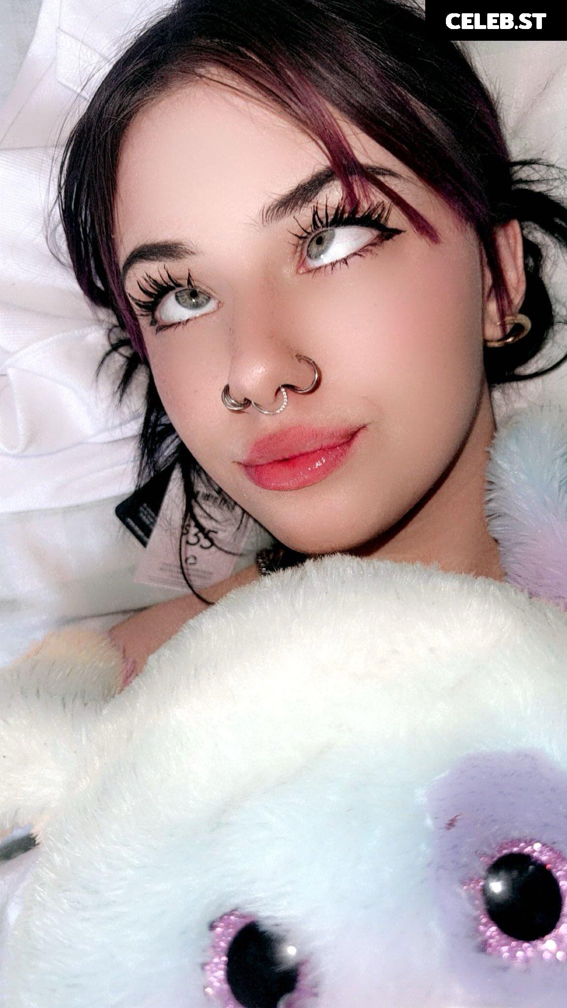 Siamayll / xxllbae / egirll_69 / babe.girl69 Image 24096134