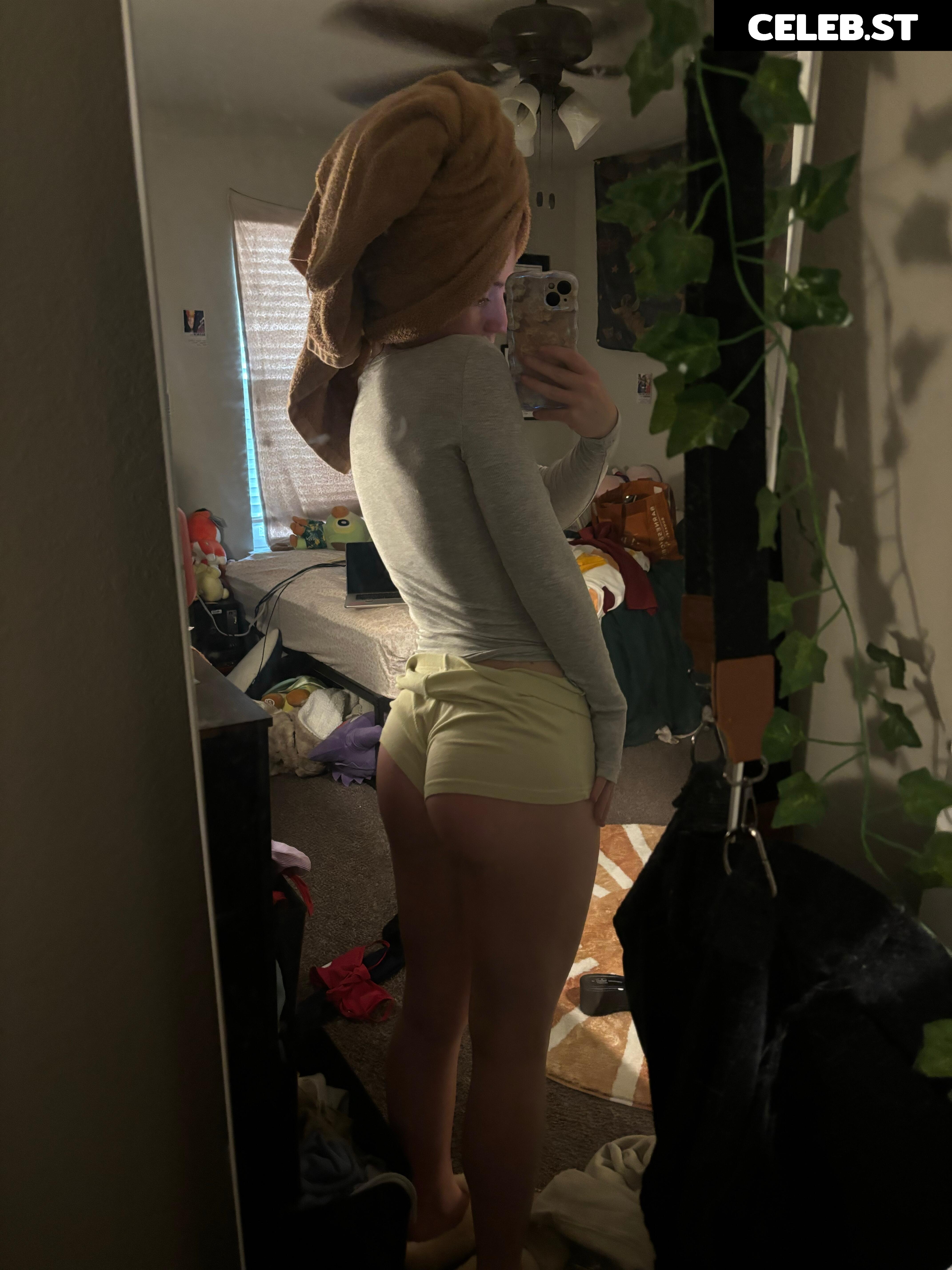 Thqtty/Thqttie/Thqcc Image 24085858
