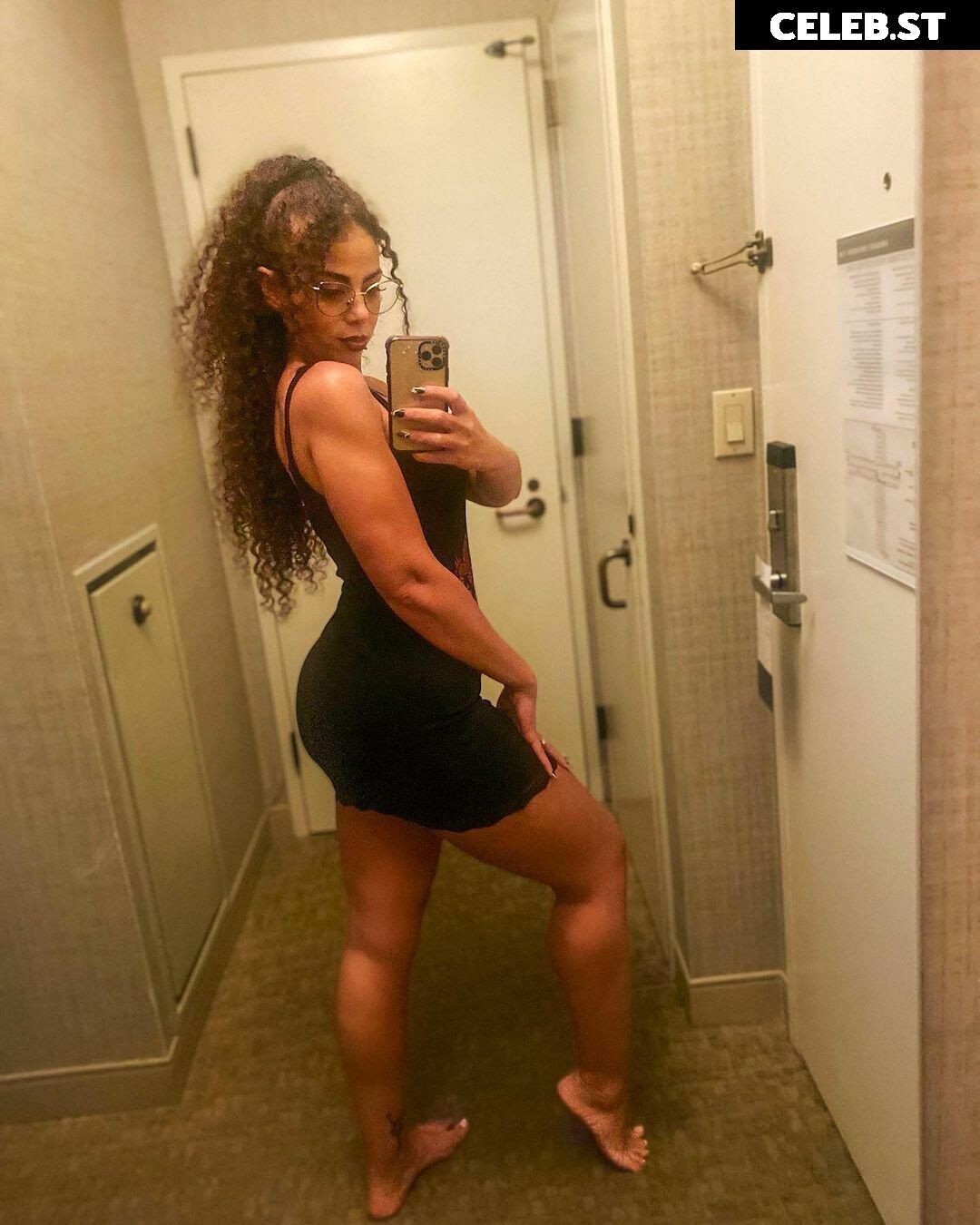 Samantha Irvin - WWE Image 24080931