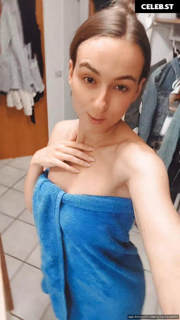 Larissa0297 Image 2408317