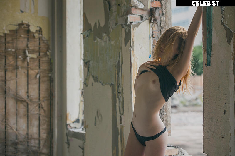 Mikkel Laumann | _mlaumann (Nude photographer) Image 24083053