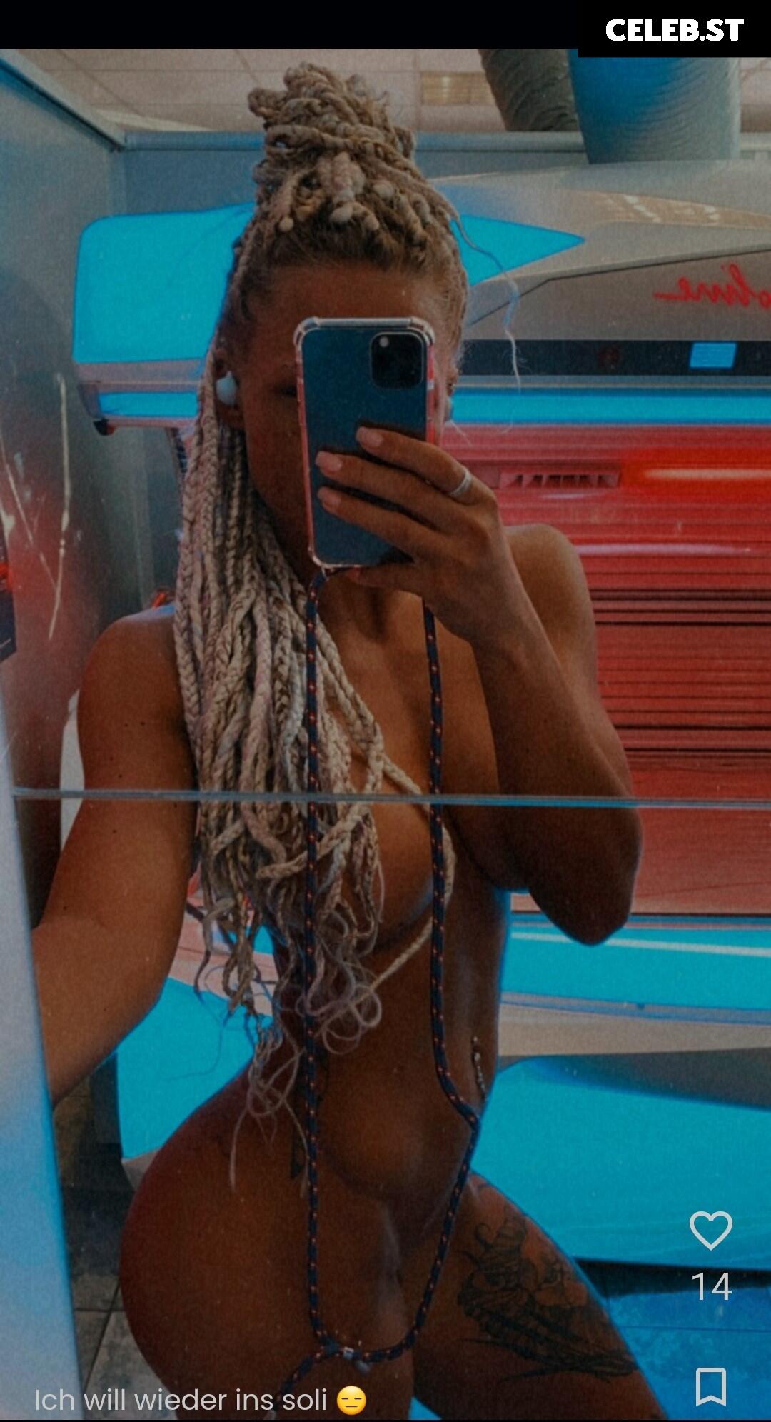 Janina DeVil Image 259507