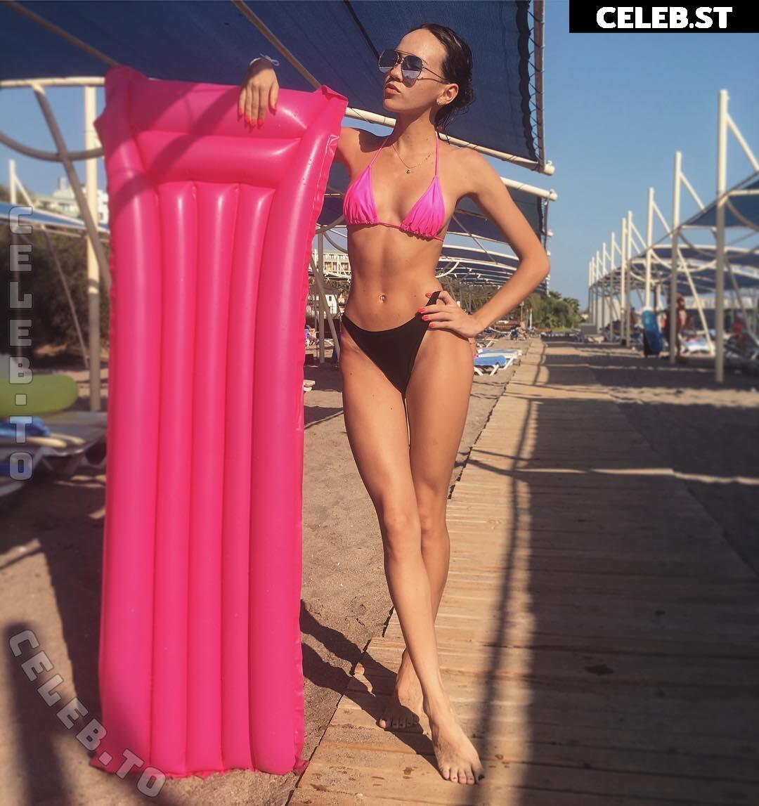 Alina Lando Image 25946049