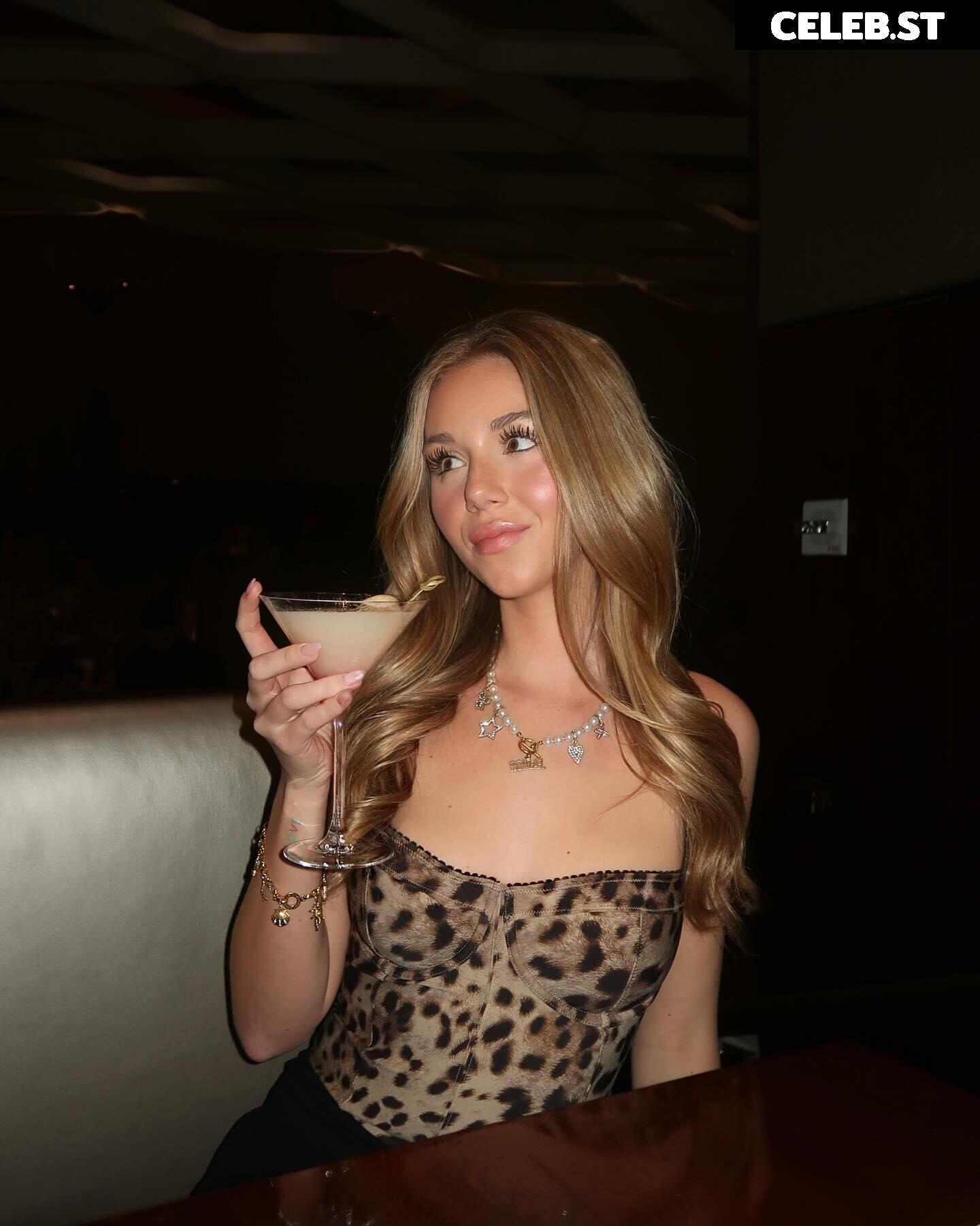 Dalia Image 25941214
