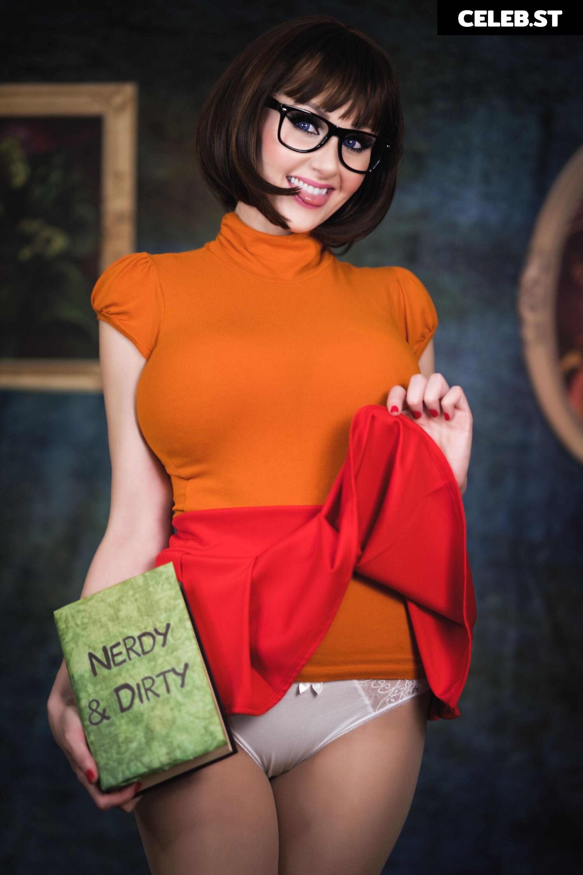 Angie Griffin Image 2593376