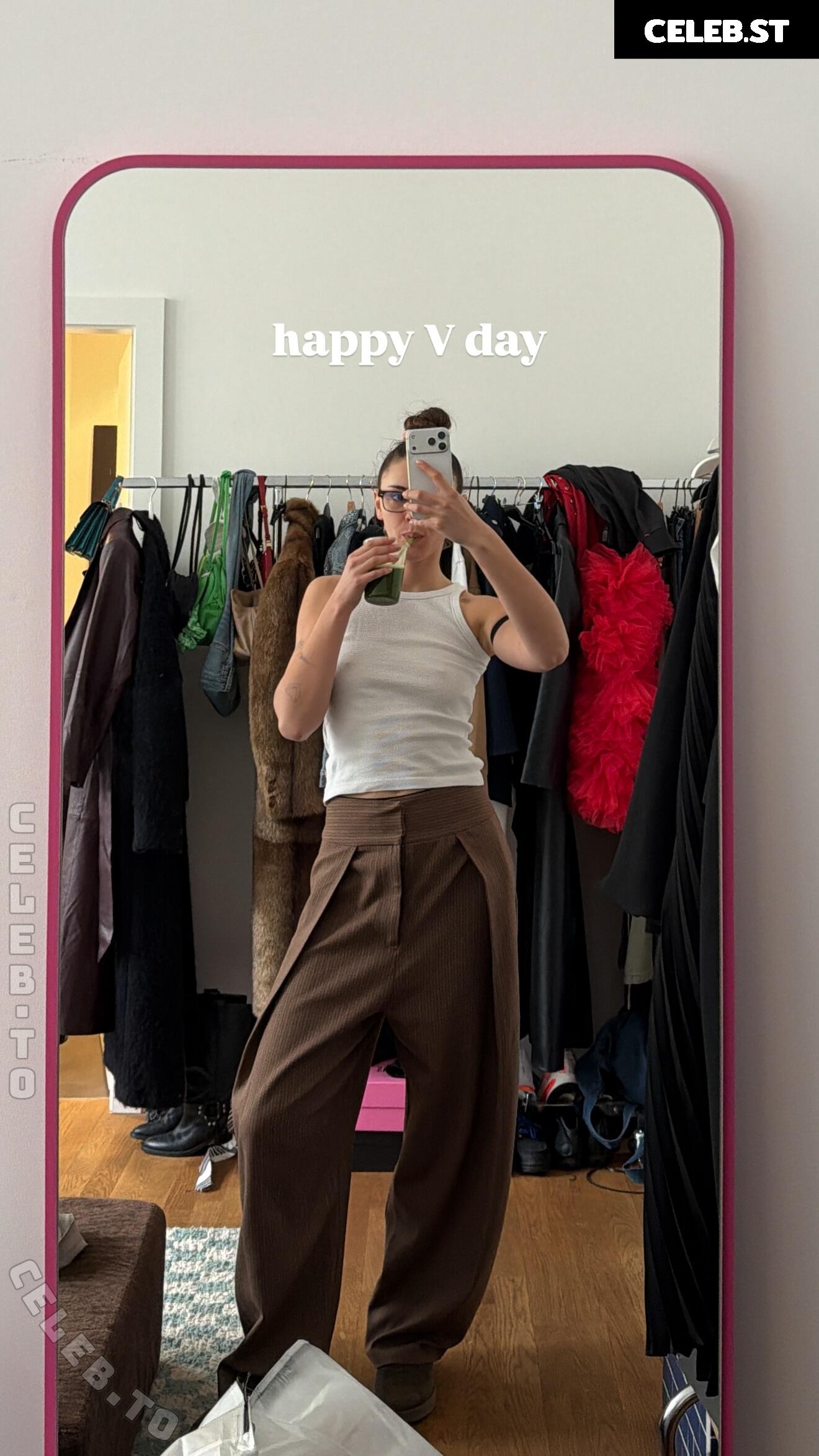 Stefanie Giesinger Image 25907529