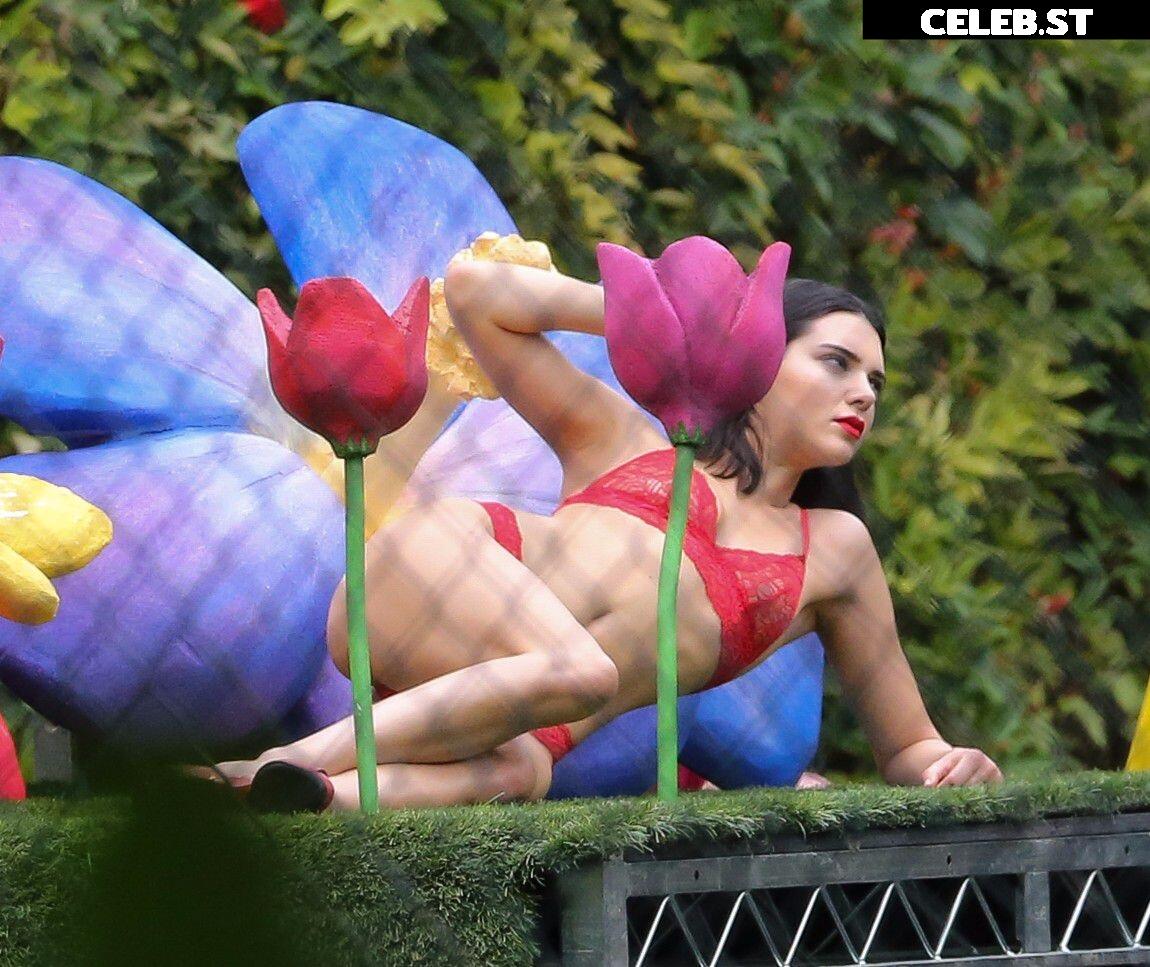 Kendall Jenner Image 25854710