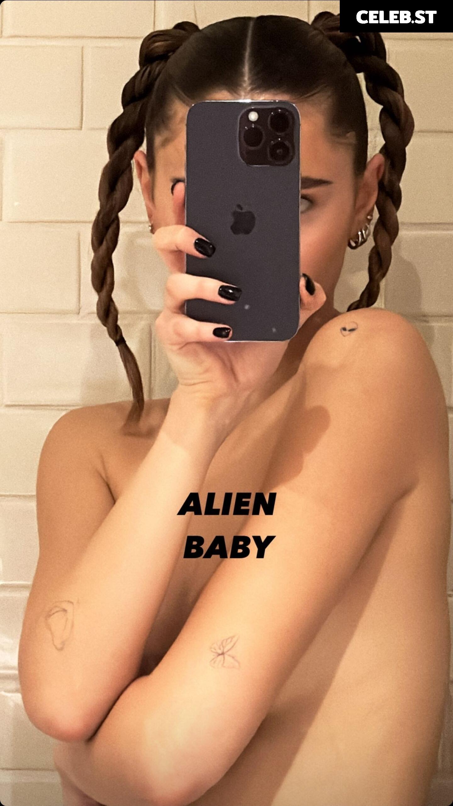 Stefanie Giesinger Image 25852361