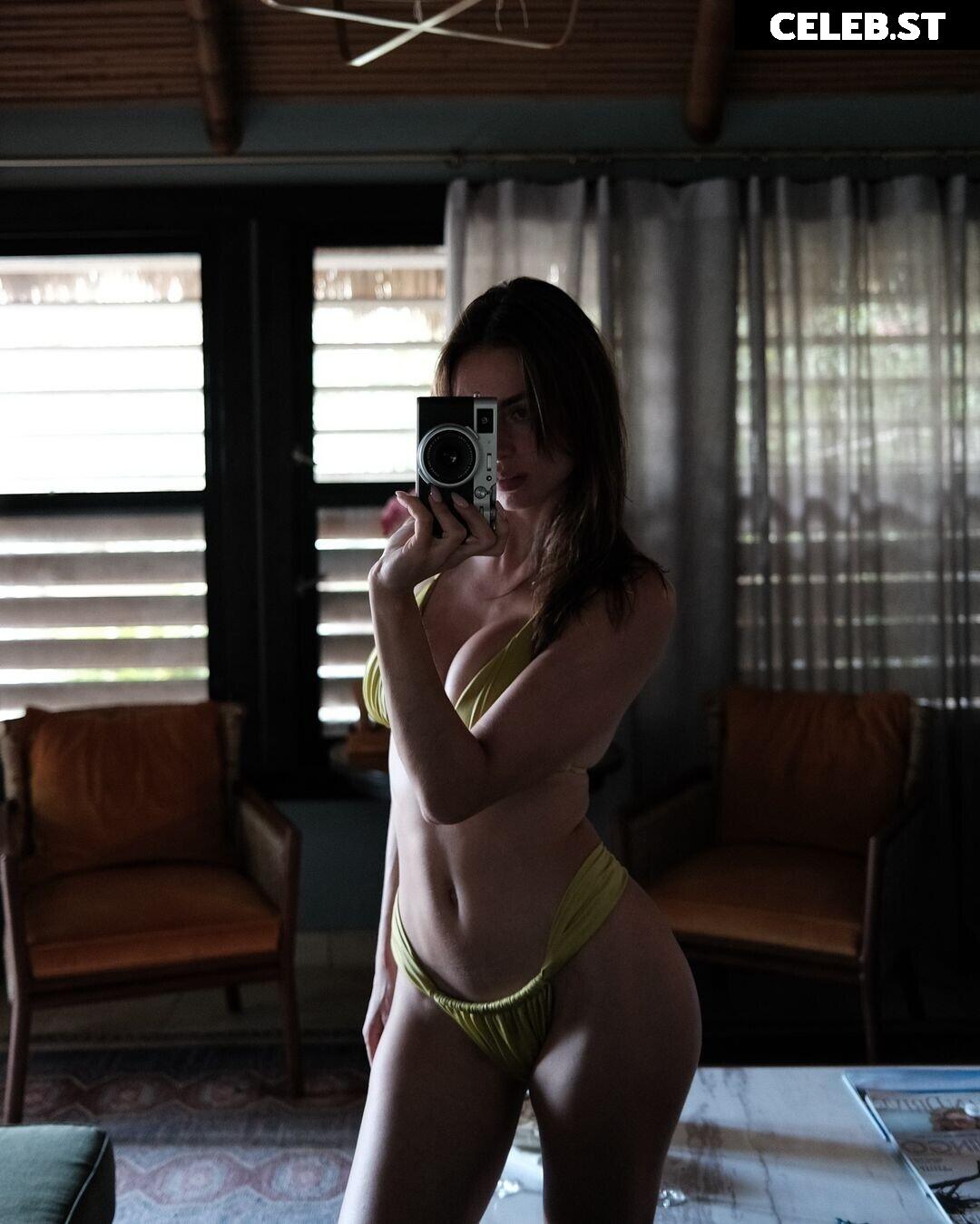 Charleen Weiss Image 25835106