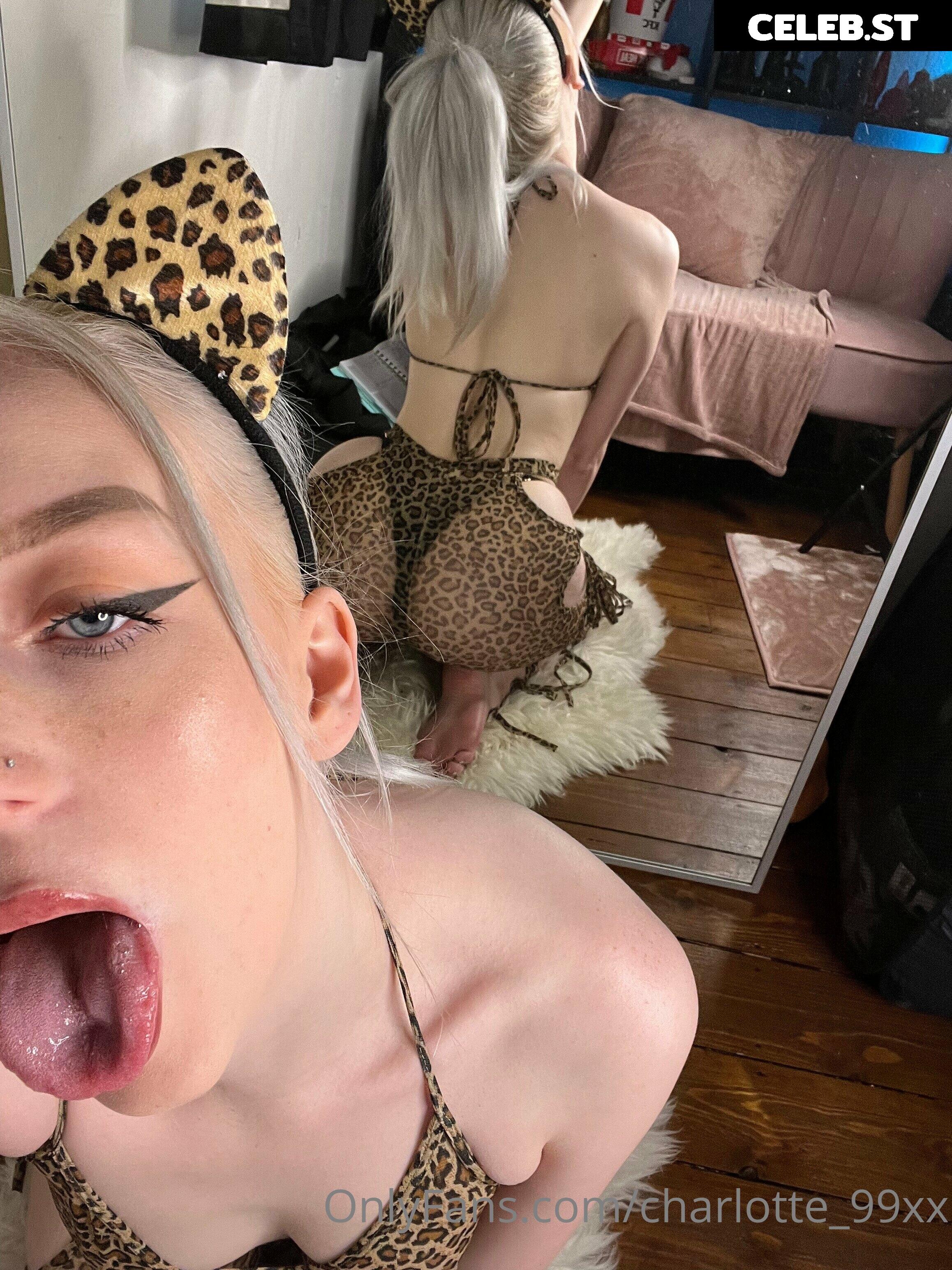 Charlotte_99 Image 2583723