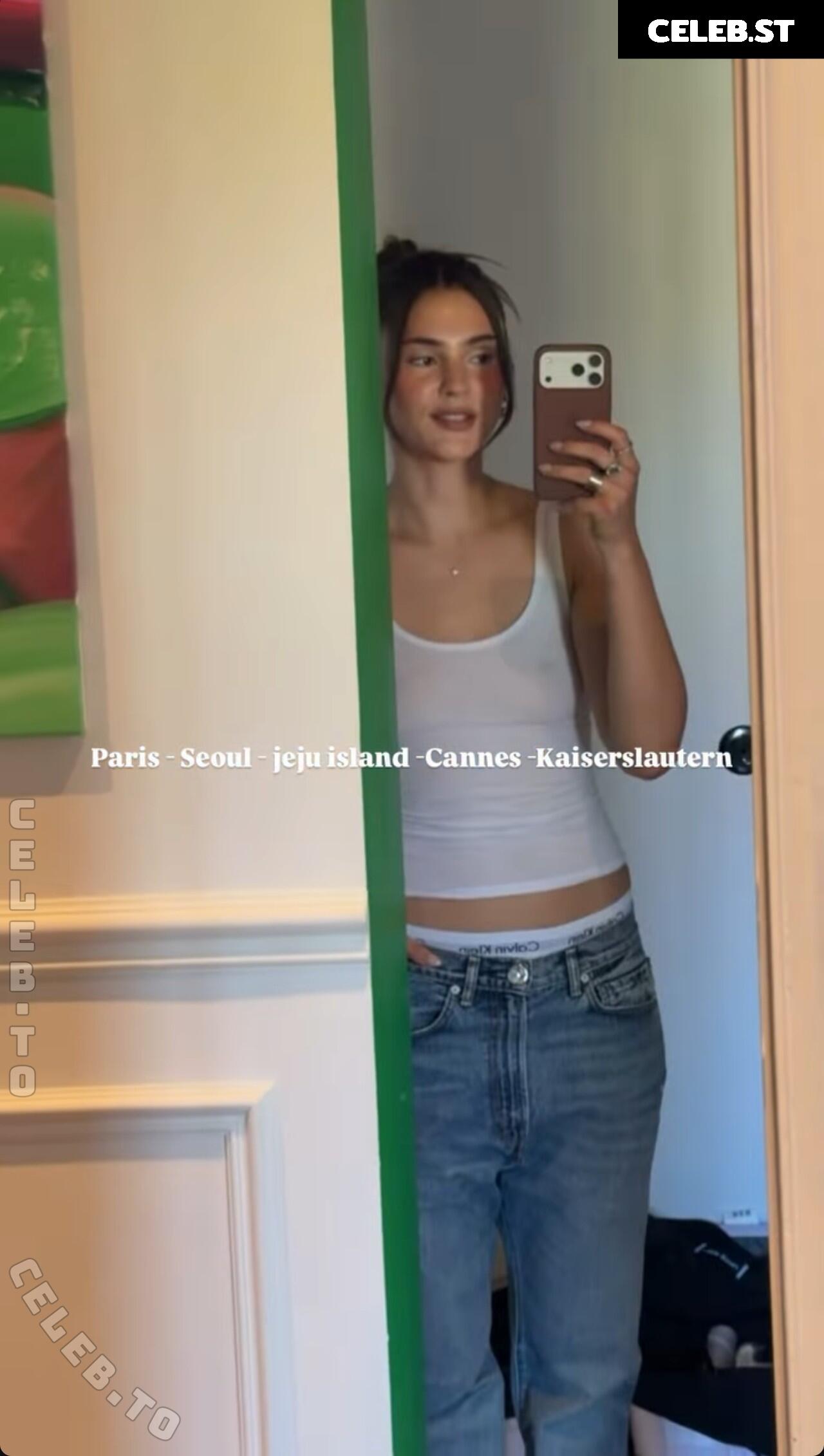 Stefanie Giesinger Image 25890672