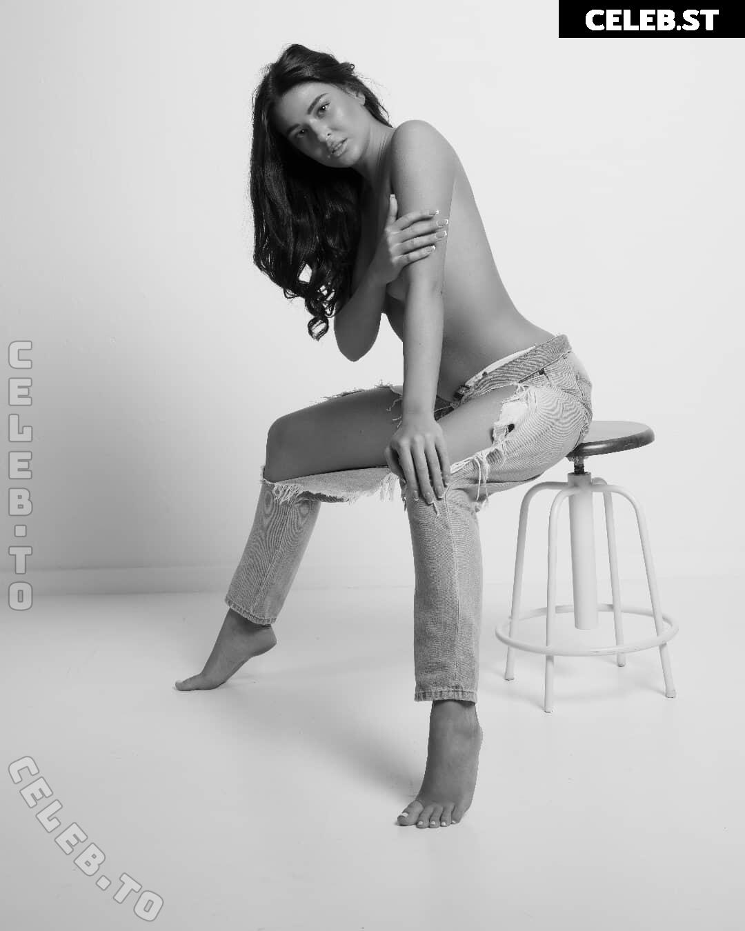 Janina Modica Image 25890043