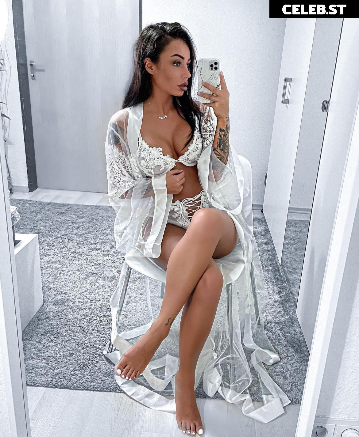 Demet Image 25769530