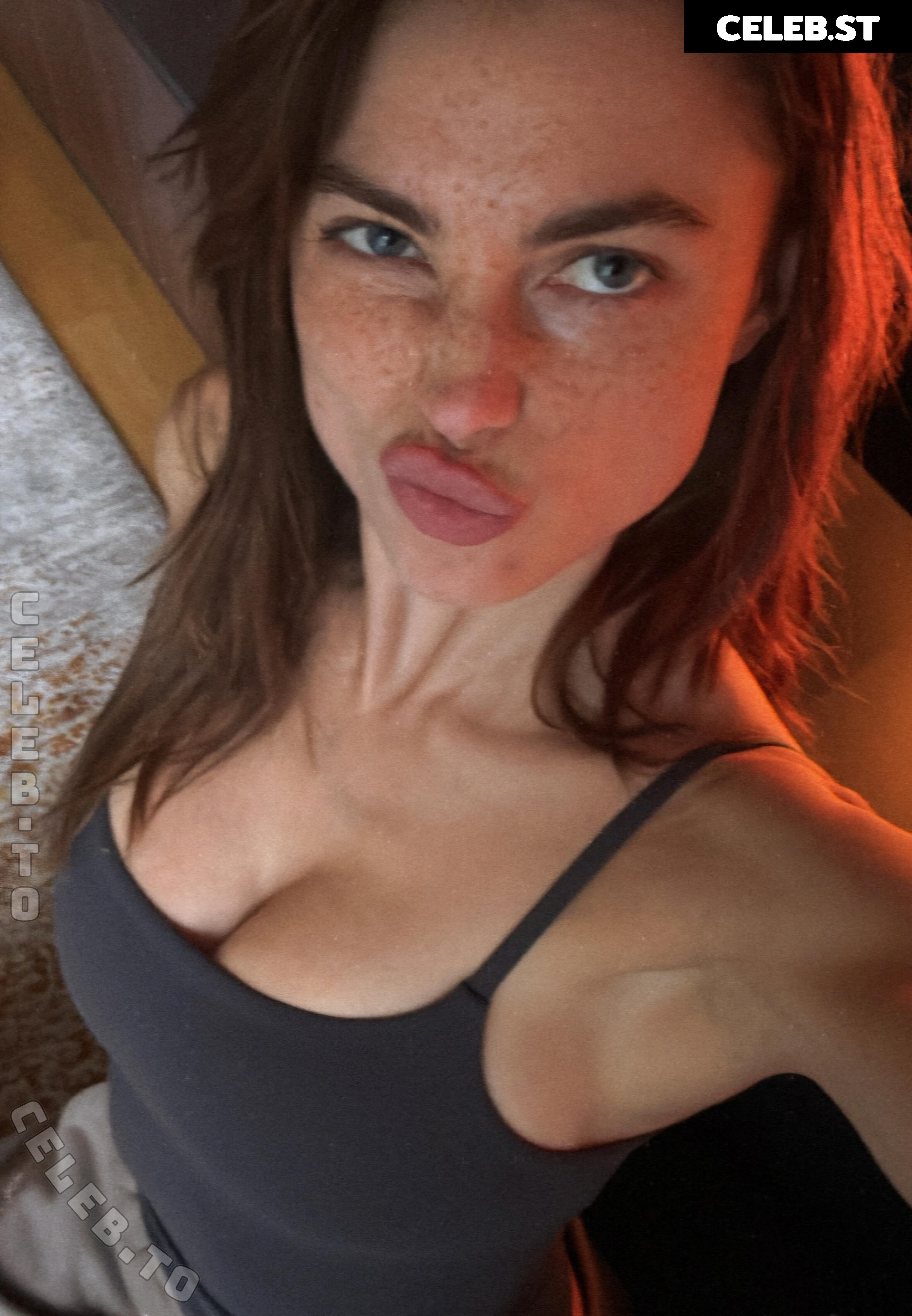 Charleen Weiss Image 25723396