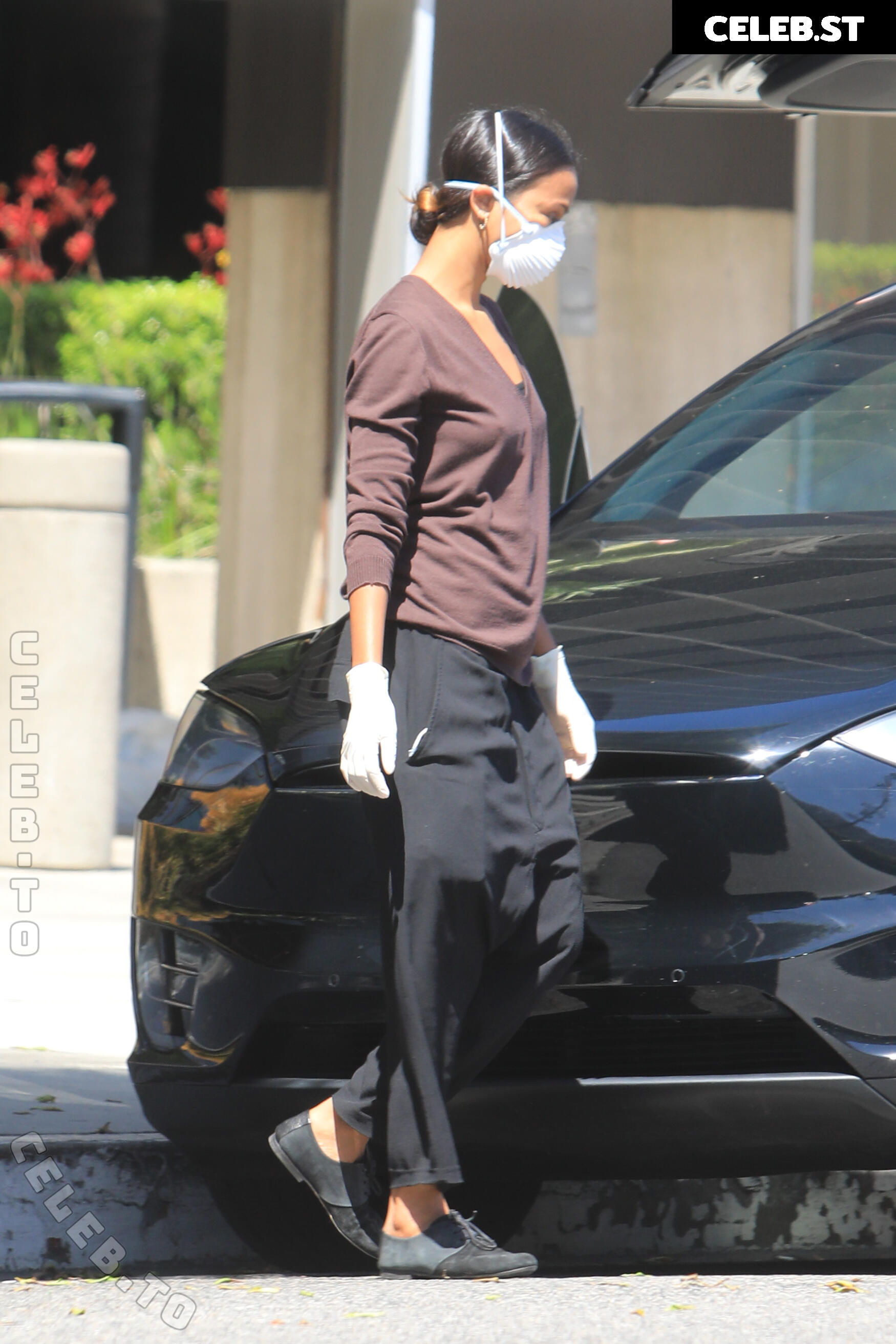 Zoe Saldana Image 25795812