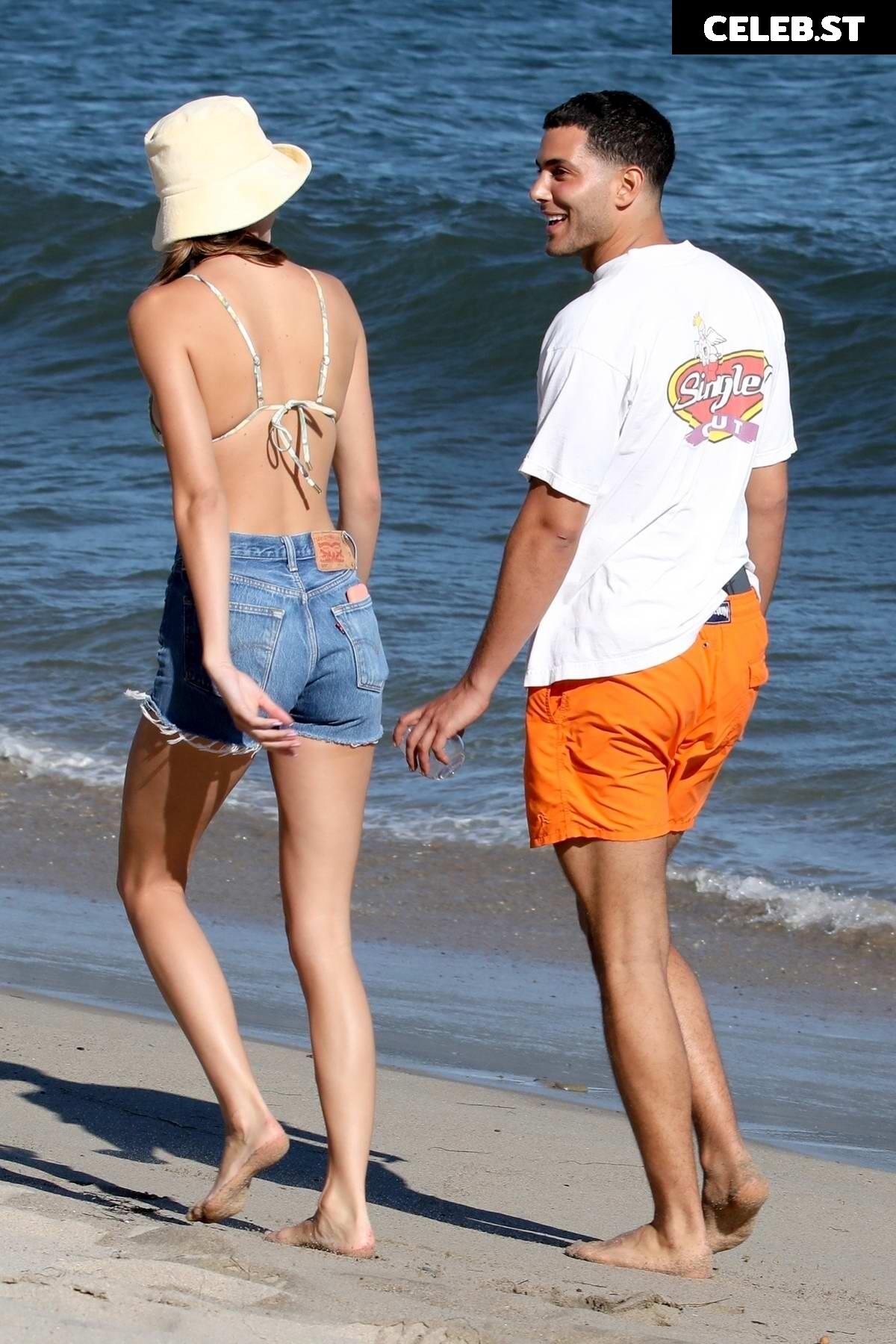 Kendall Jenner Image 25793663