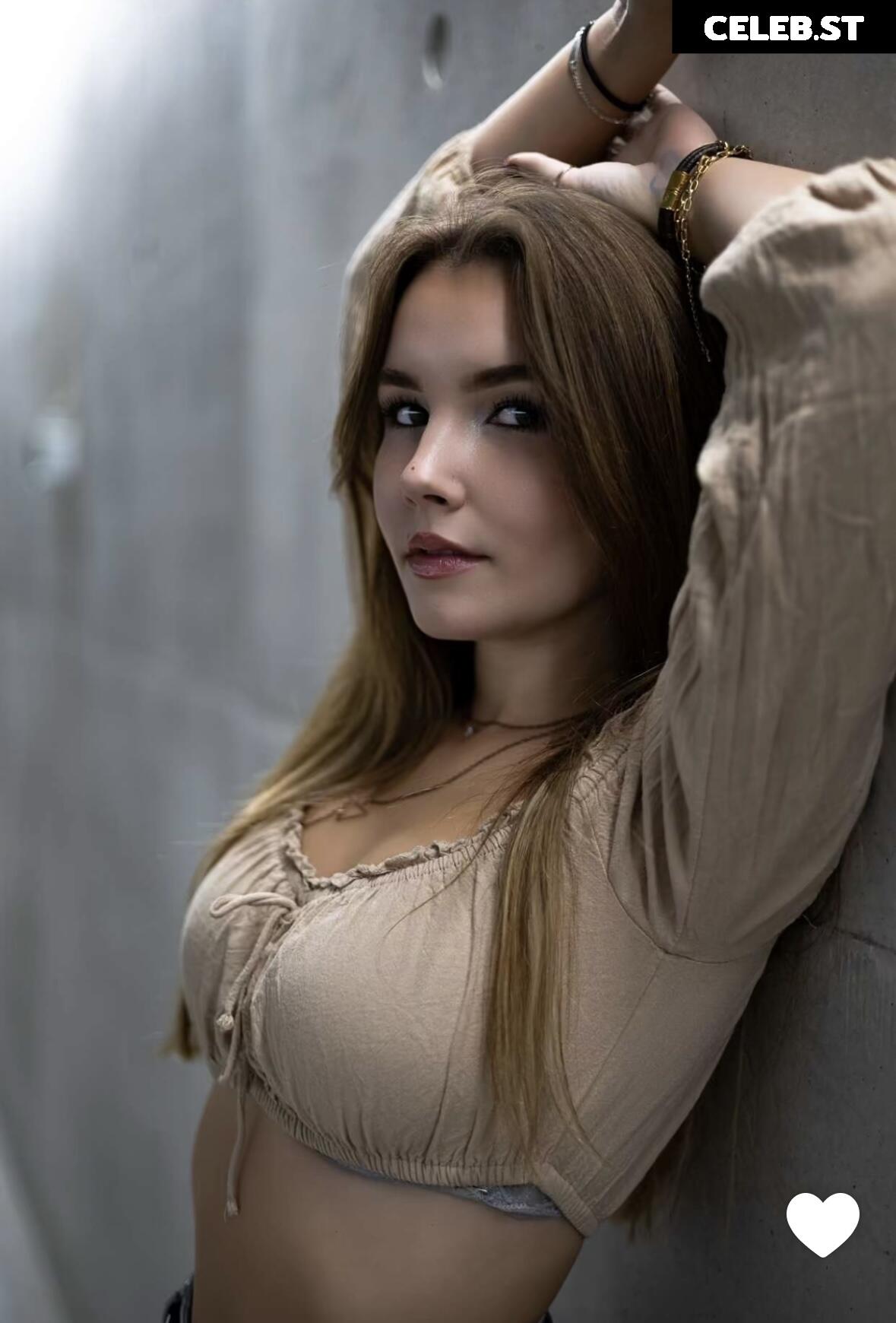 joysemmi Image 2565137