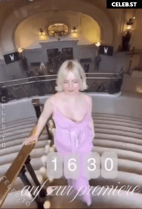 KellyMissesvlog Image 25650527