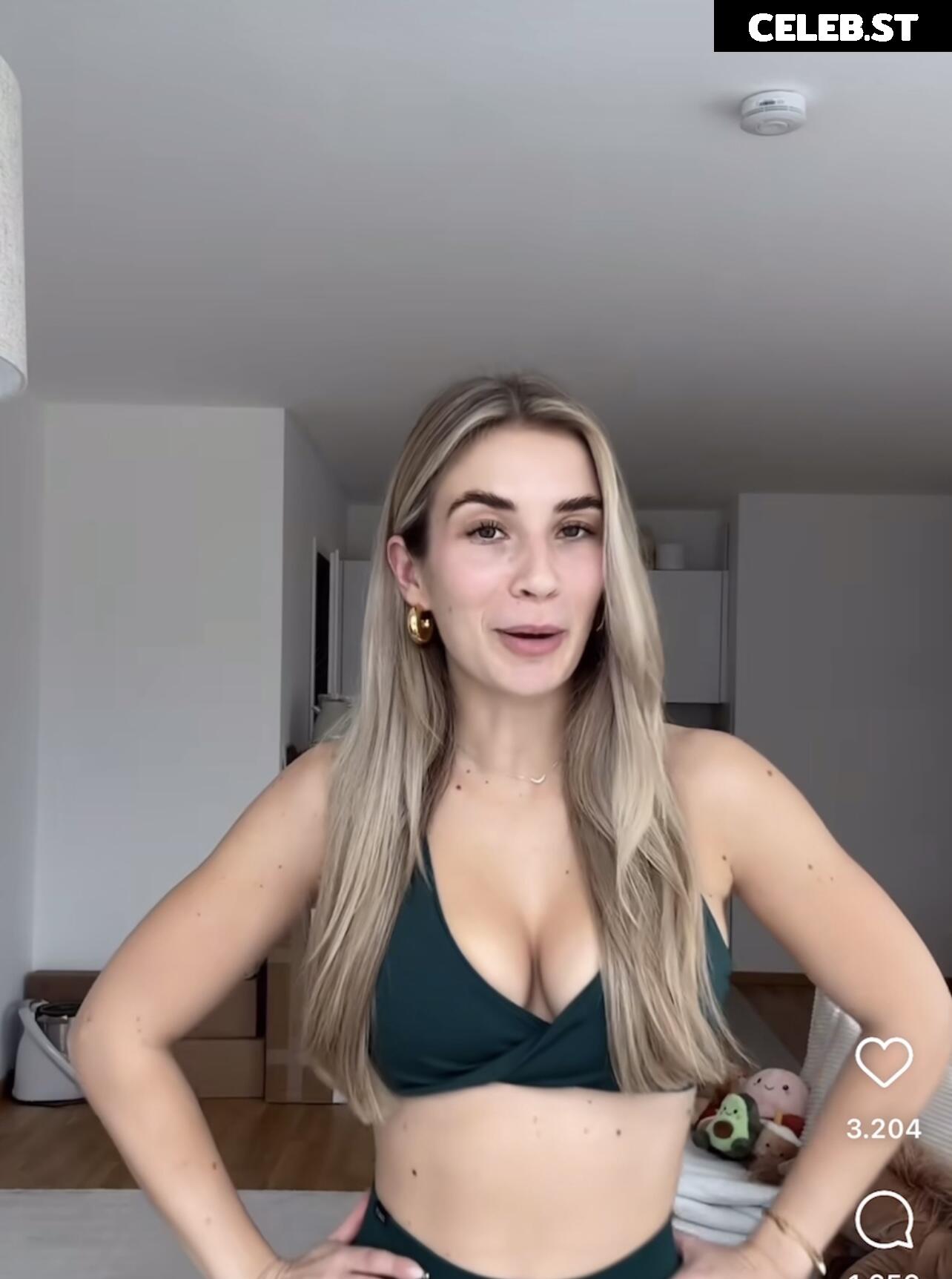 Paula Doeringer Image 2566733