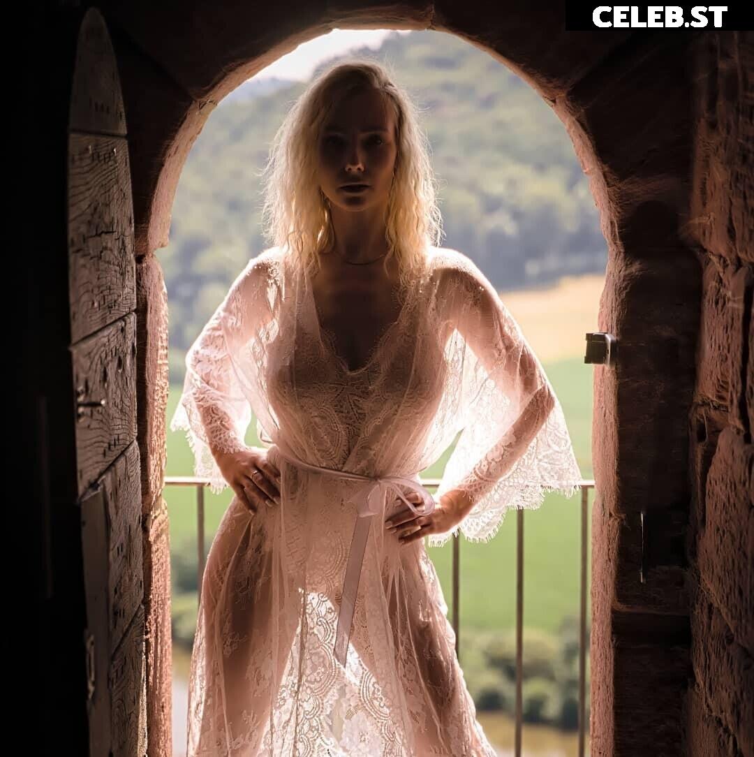 sandra.amaliaw Image 2566212