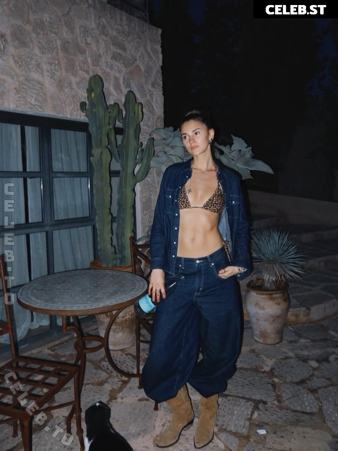 Stefanie Giesinger Image 25670989