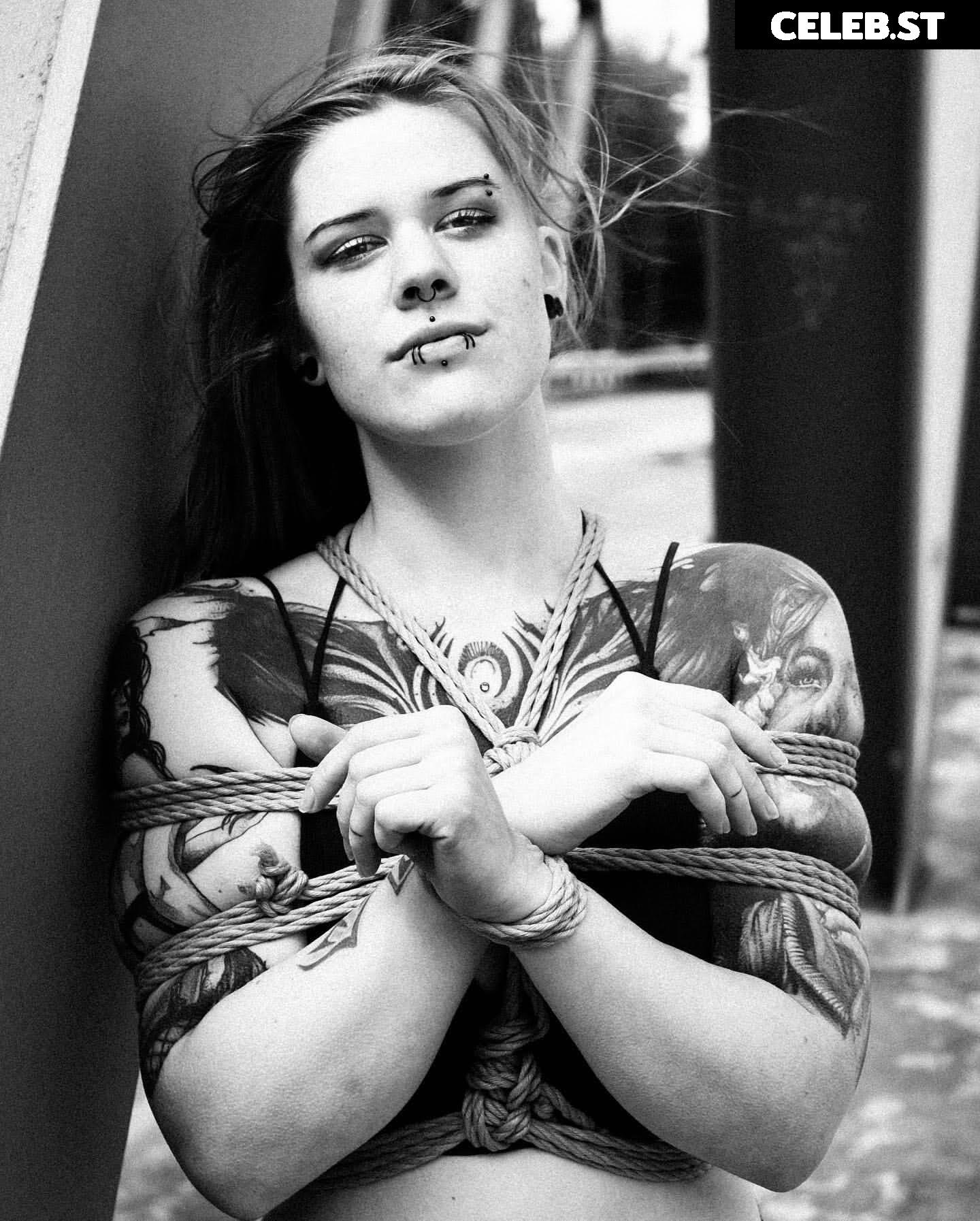 joeleen_gi Image 2564648