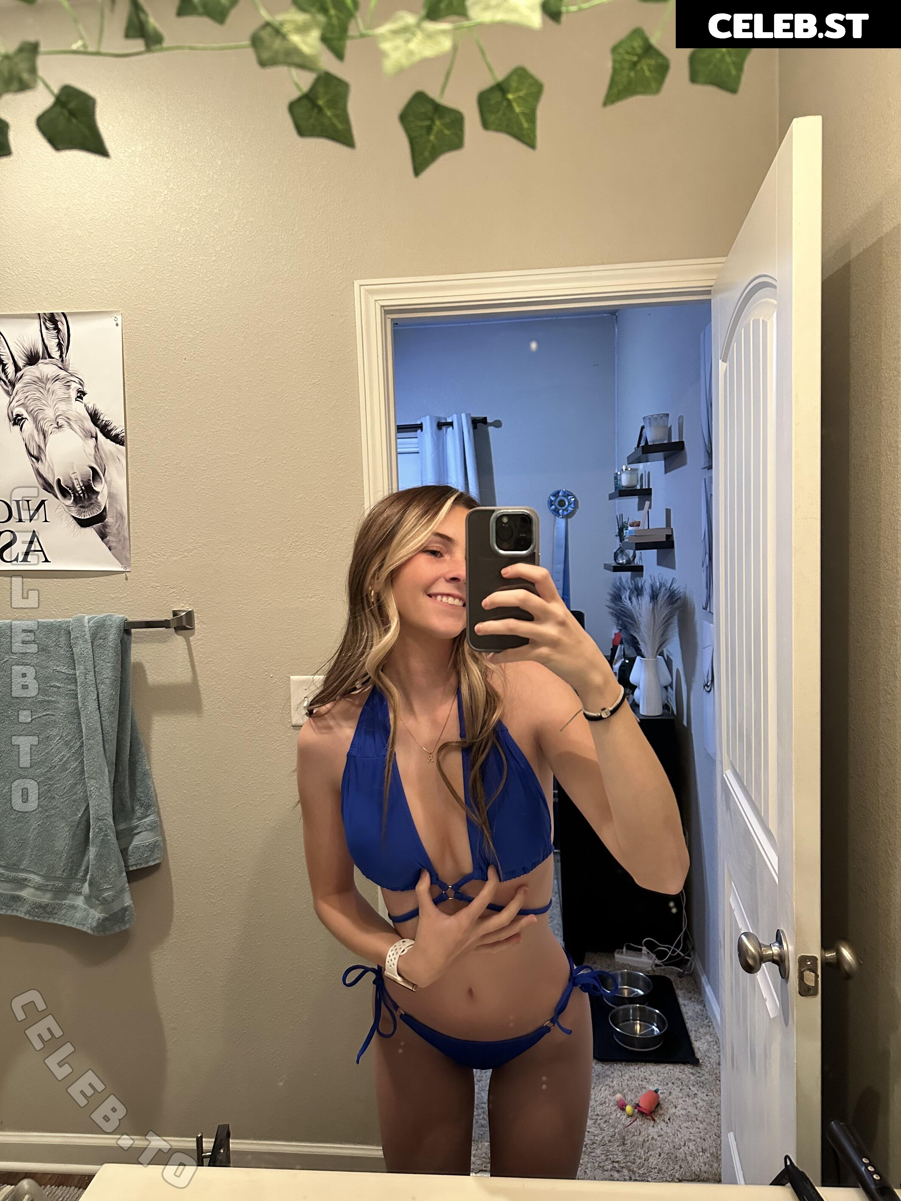 Lexi Smith Image 25615443