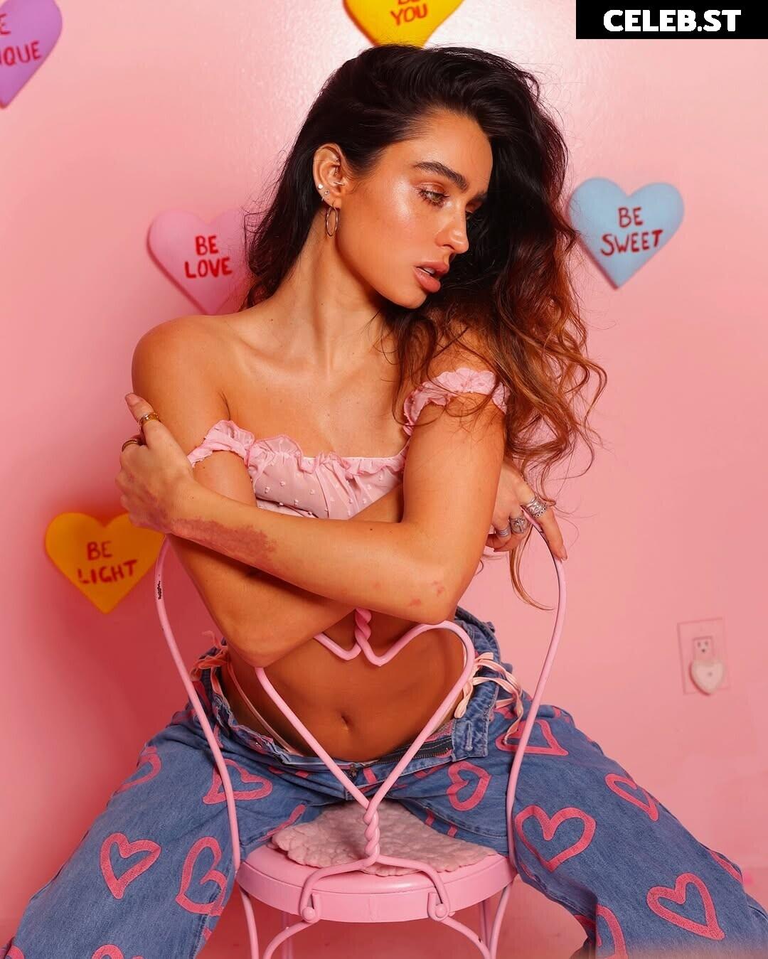 Sommer Ray Image 25613040