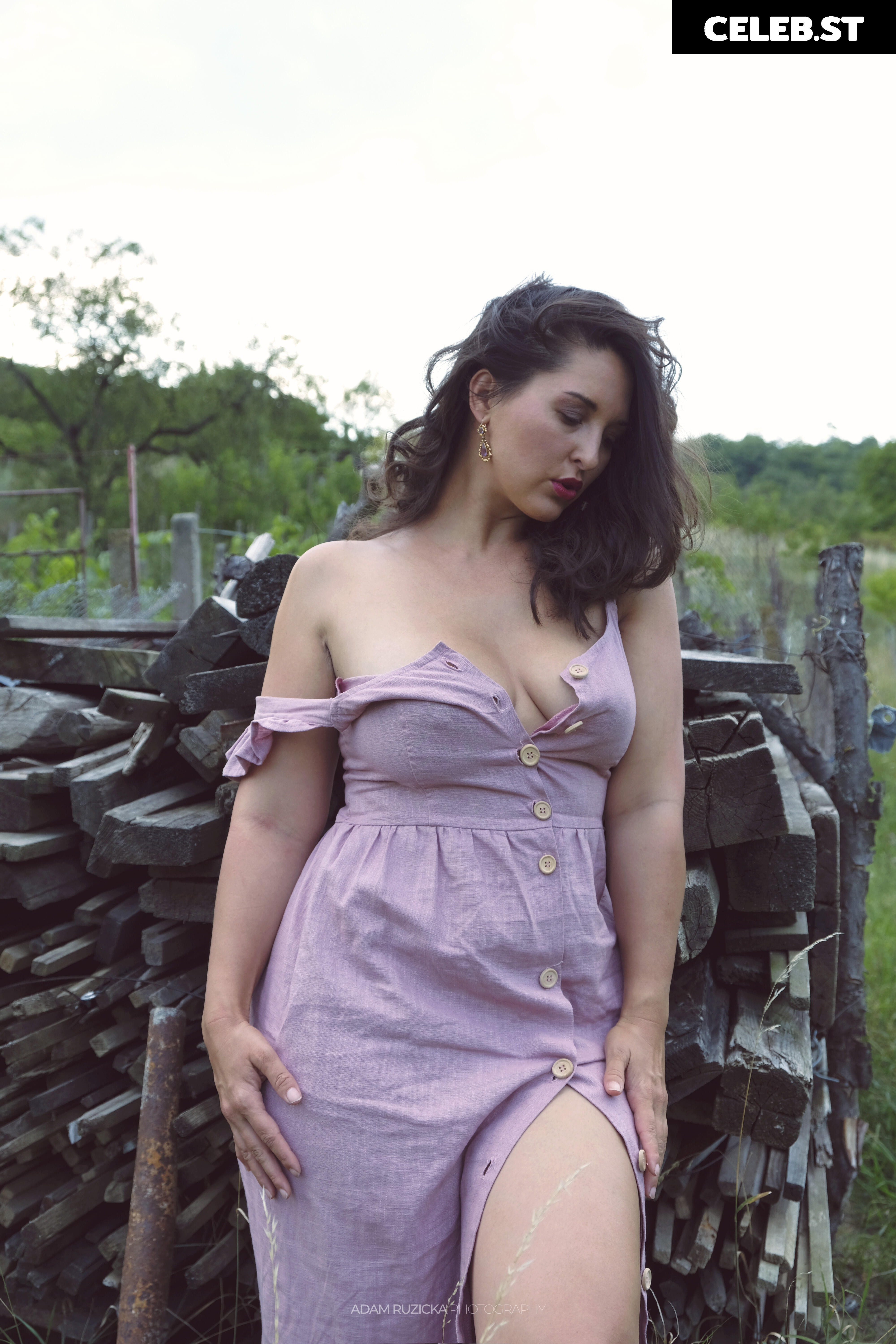 Kate Z Image 2562824