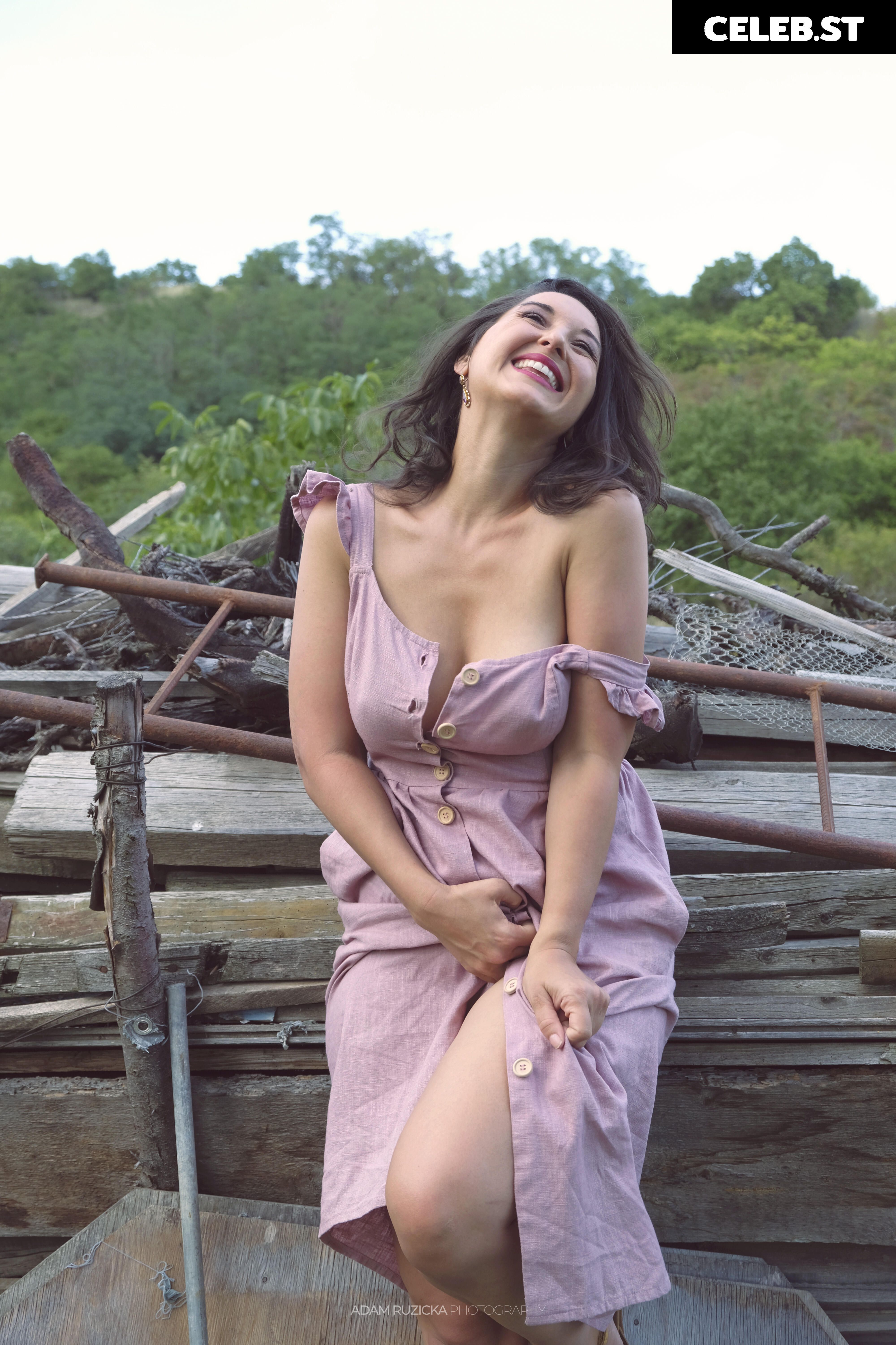 Kate Z Image 2562921