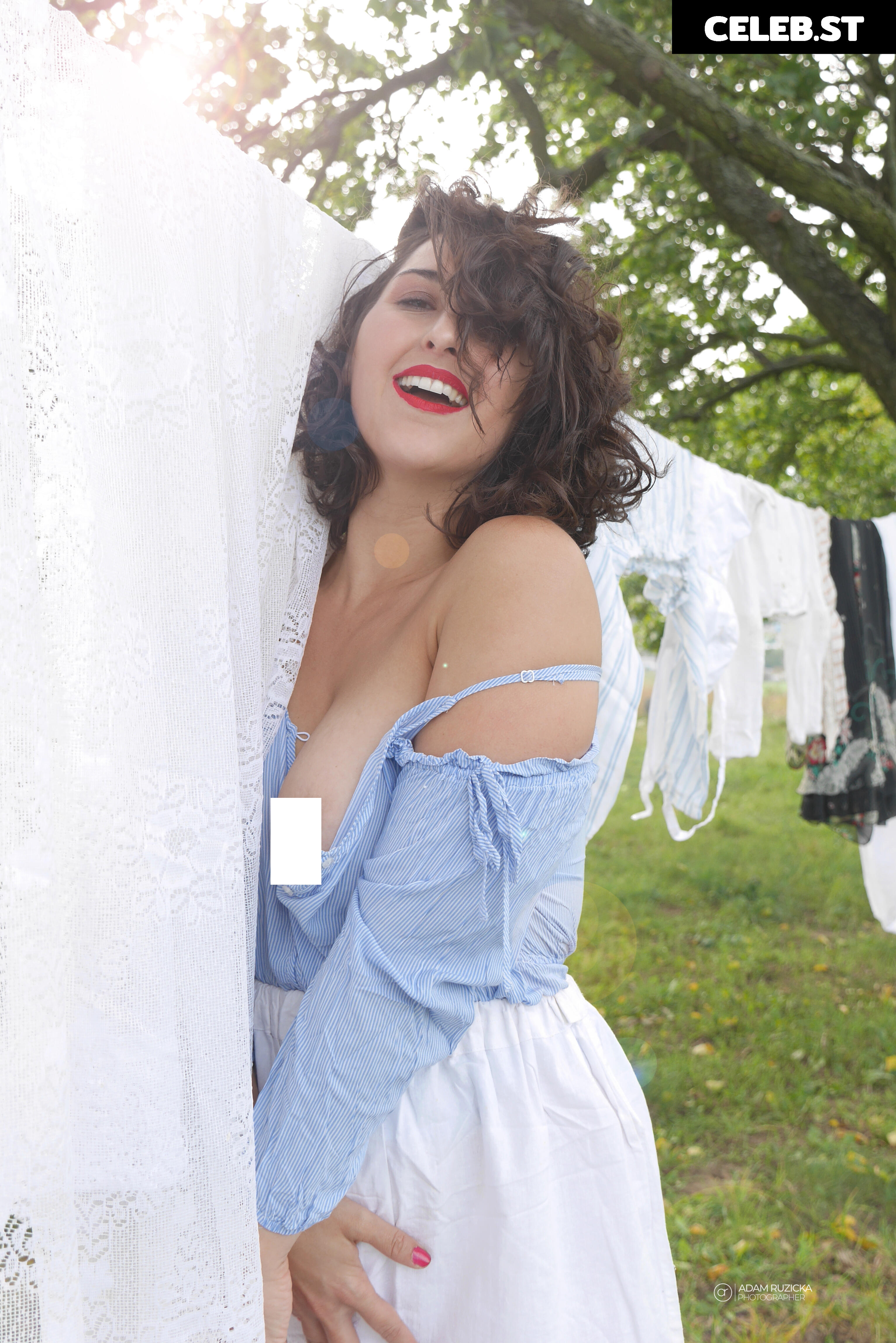 Kate Z Image 2563990