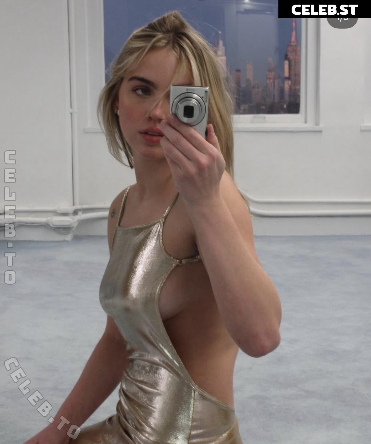 Emma Brooks Image 25693630