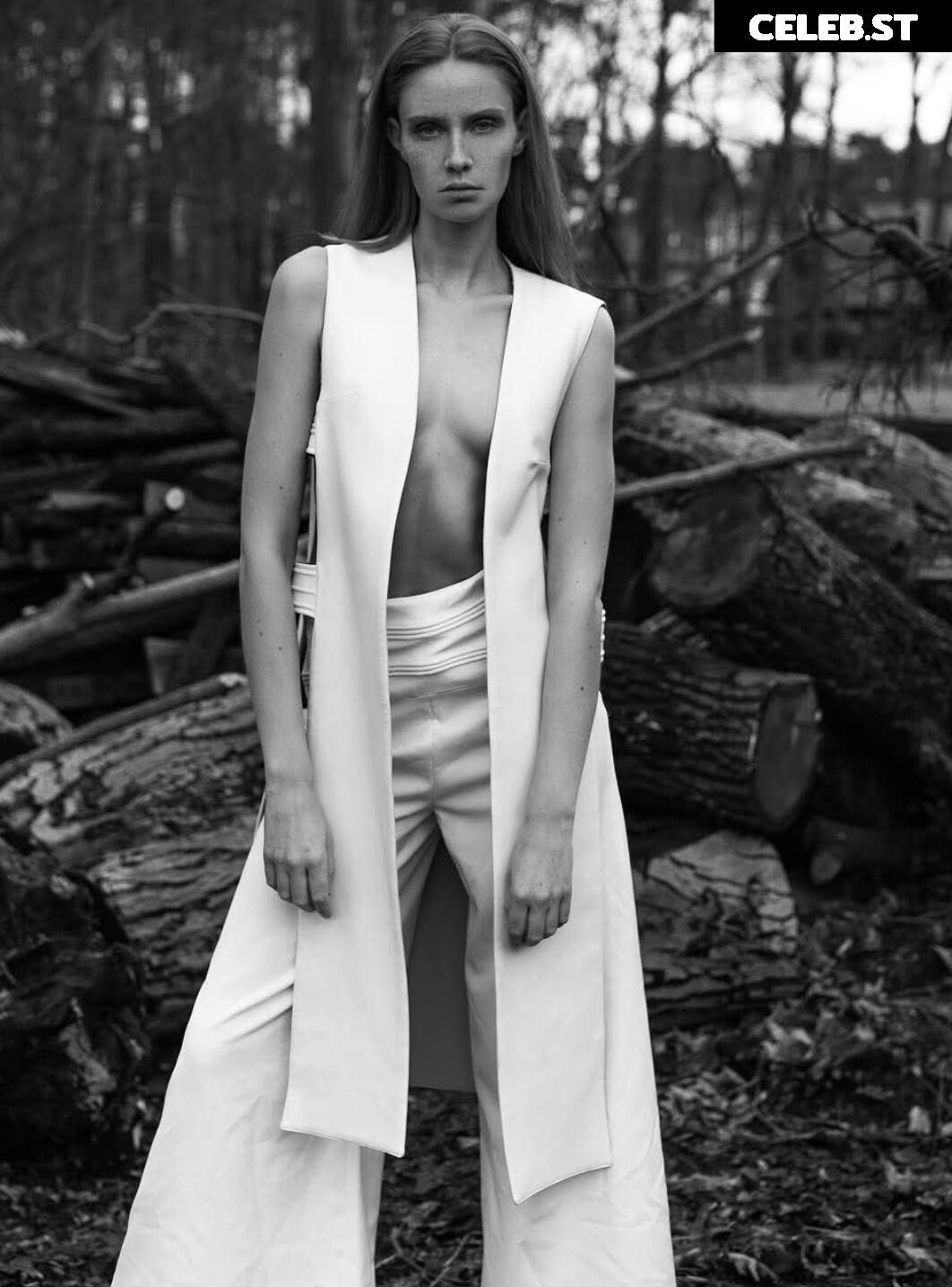 Sandra Hunke Image 25692840